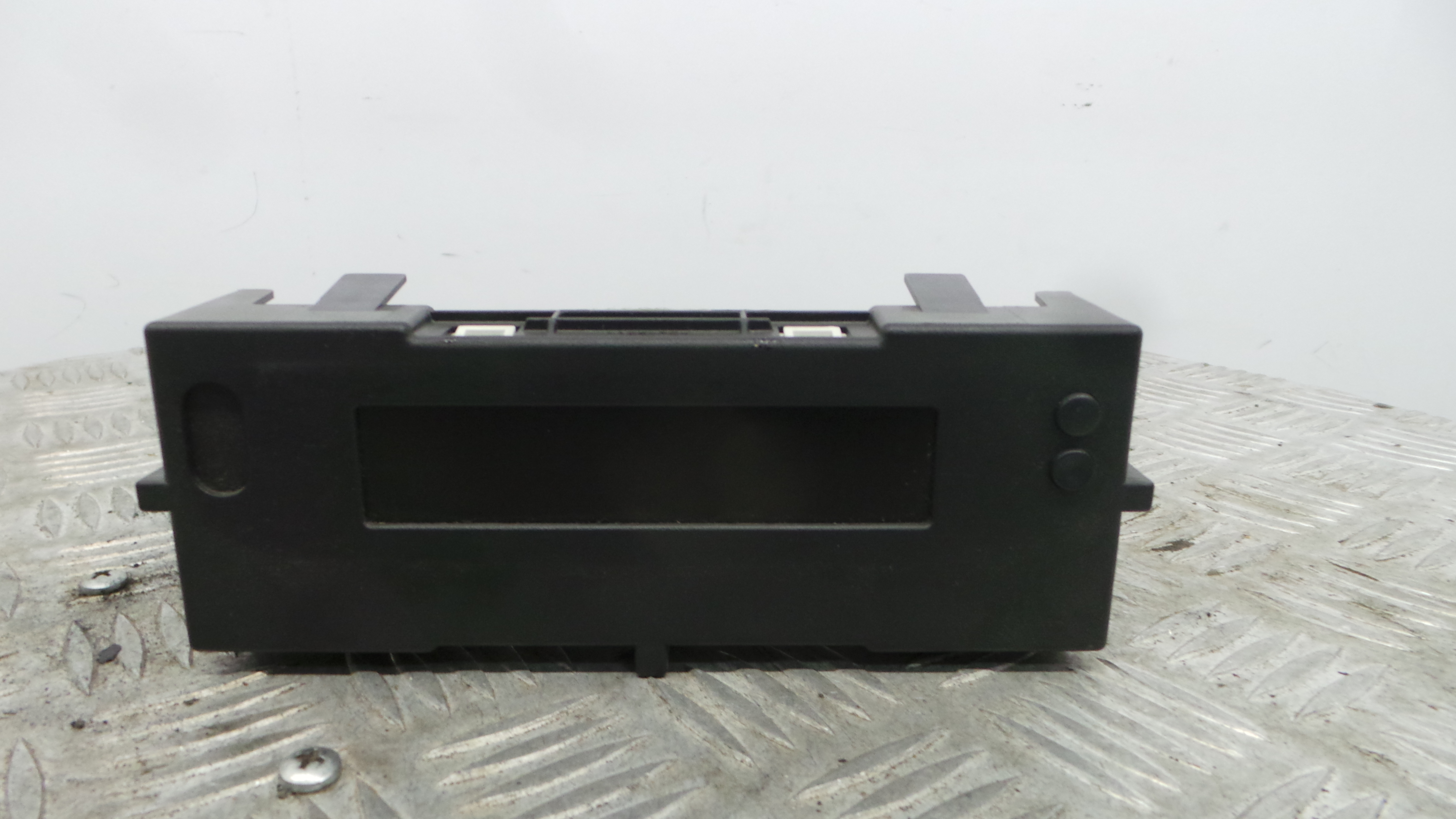 Display do Ar Condicionado / Rádio / GPS / DVD 8200307273C - RENAULT CLIO III (BR0/1, CR0/1)-37049680