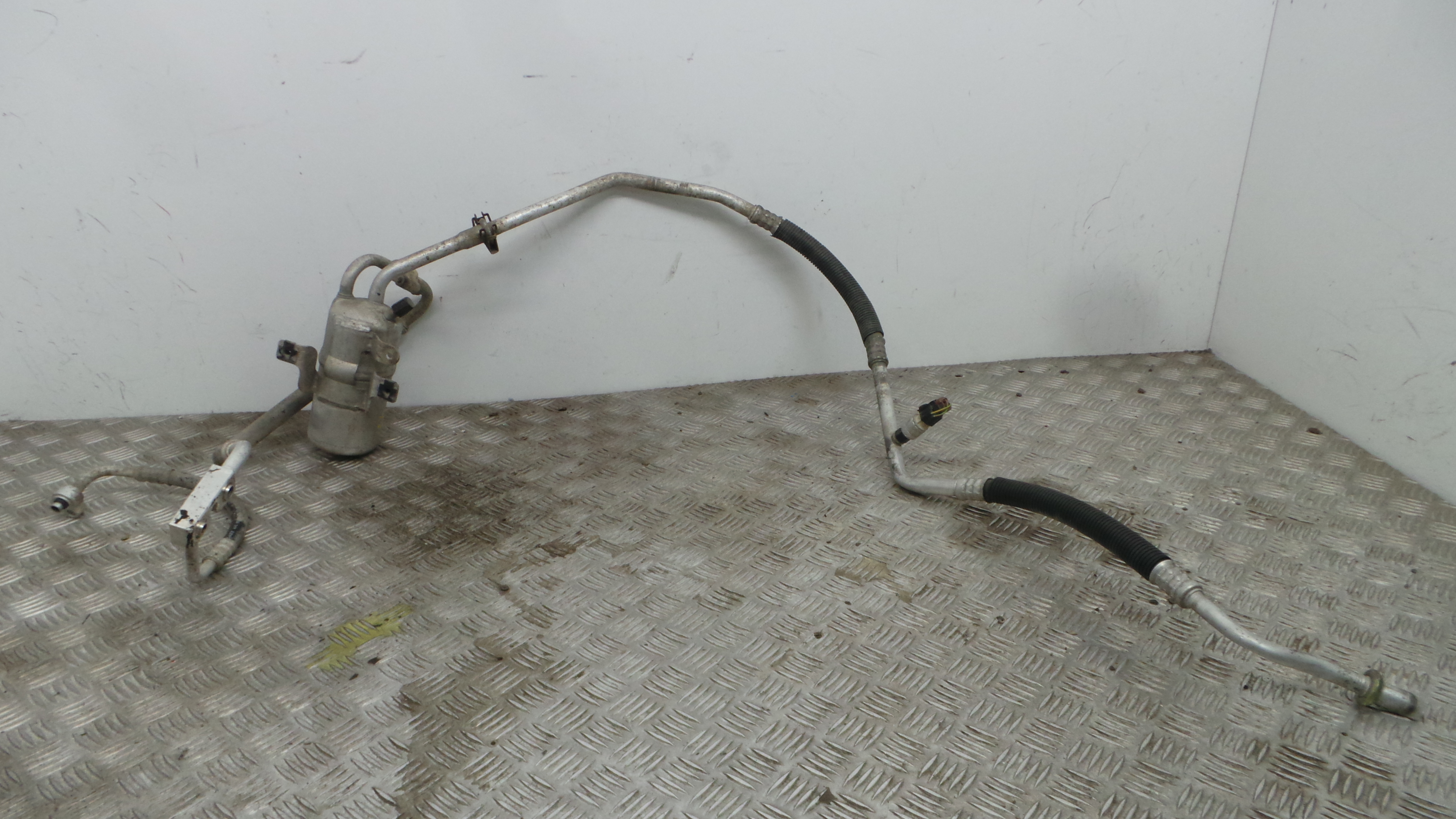 Tubos De Ar Condicionado  - FORD FOCUS I (DAW, DBW)-37049918