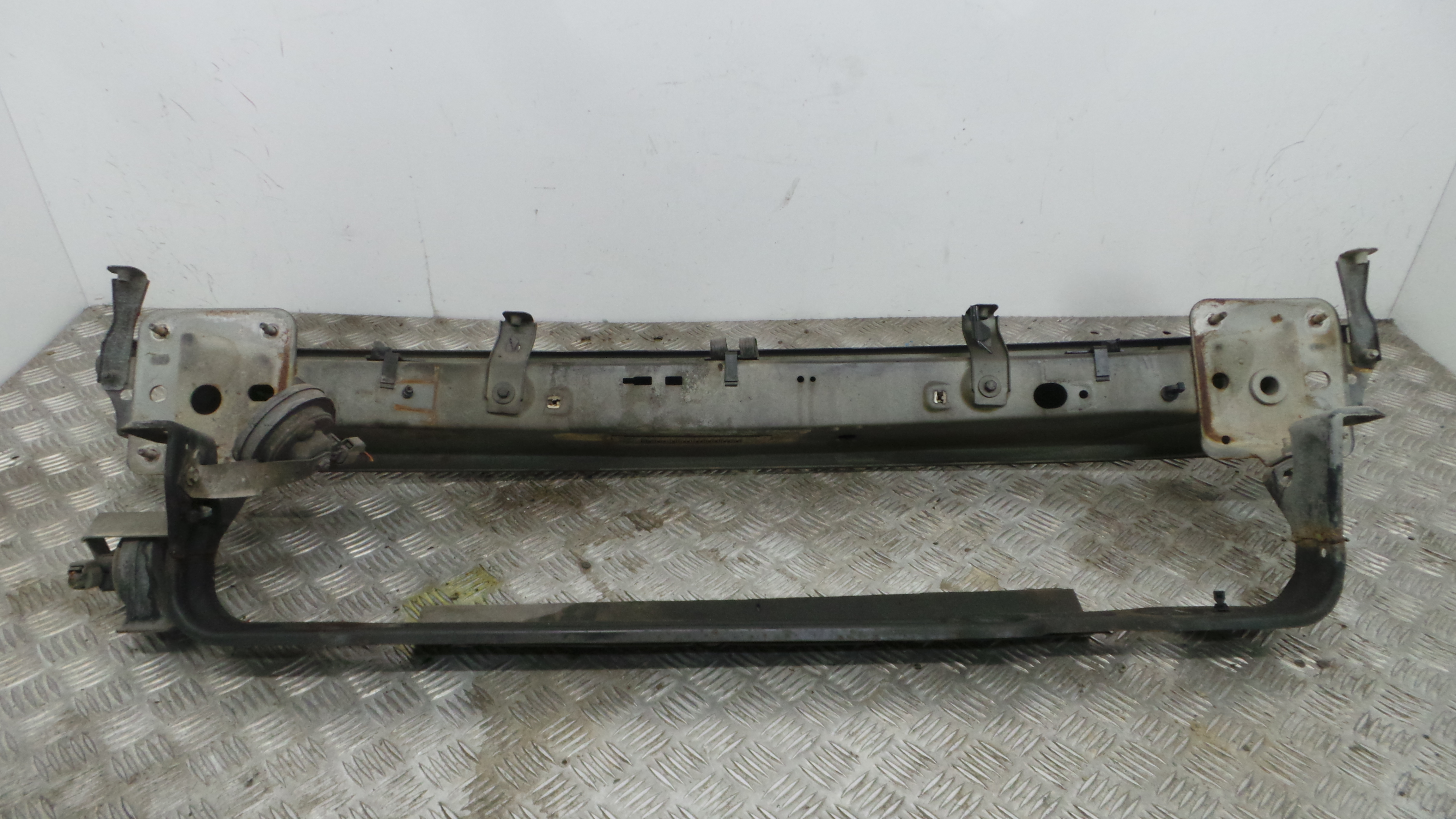 Reforço do Para Choques Frente - FORD FOCUS I (DAW, DBW)-37049950