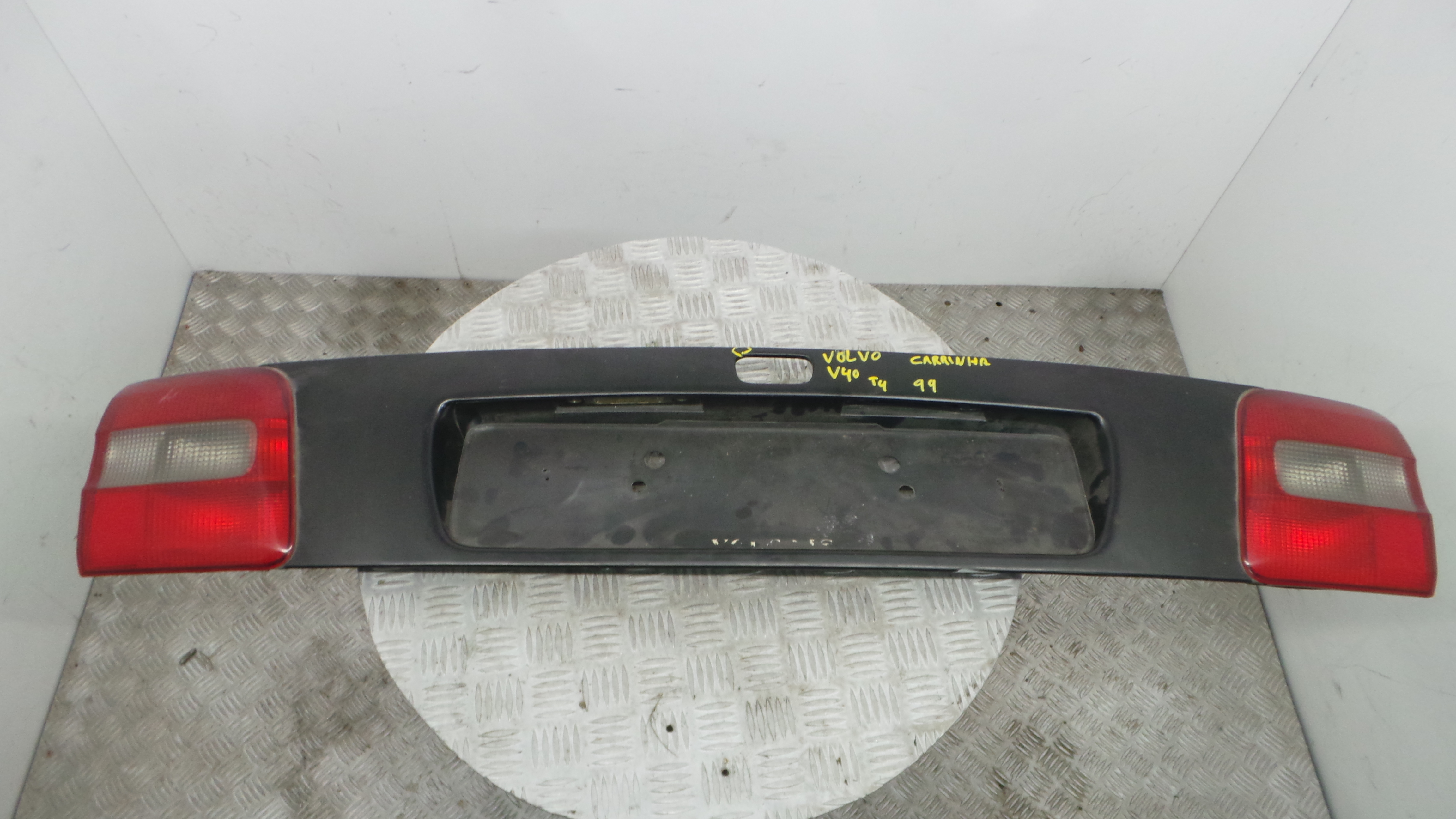 Puxador Exterior da Tampa da Mala 30862381 - VOLVO V40 Combi (645)-37049952