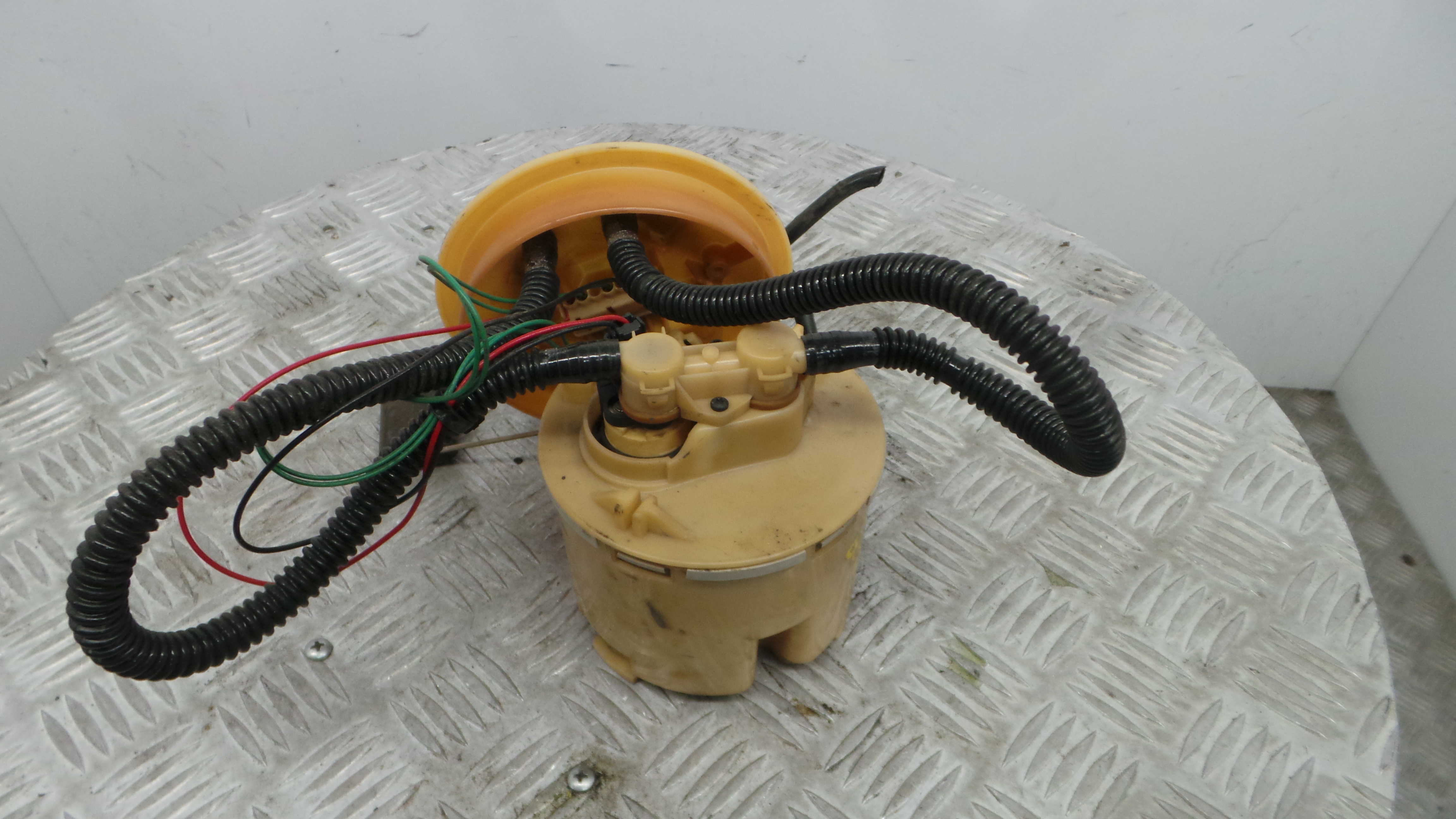 Boia do Combustível 98A9AK-9H307 - FORD FOCUS I (DAW, DBW)-37049968