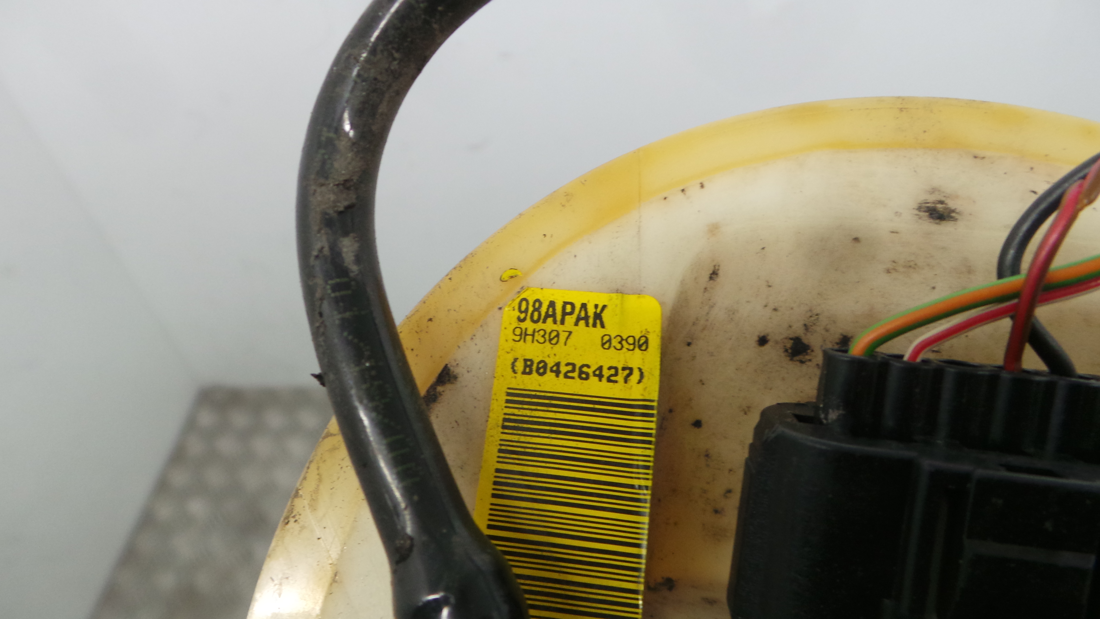 Boia do Combustível 98A9AK-9H307 - FORD FOCUS I (DAW, DBW)-37049968