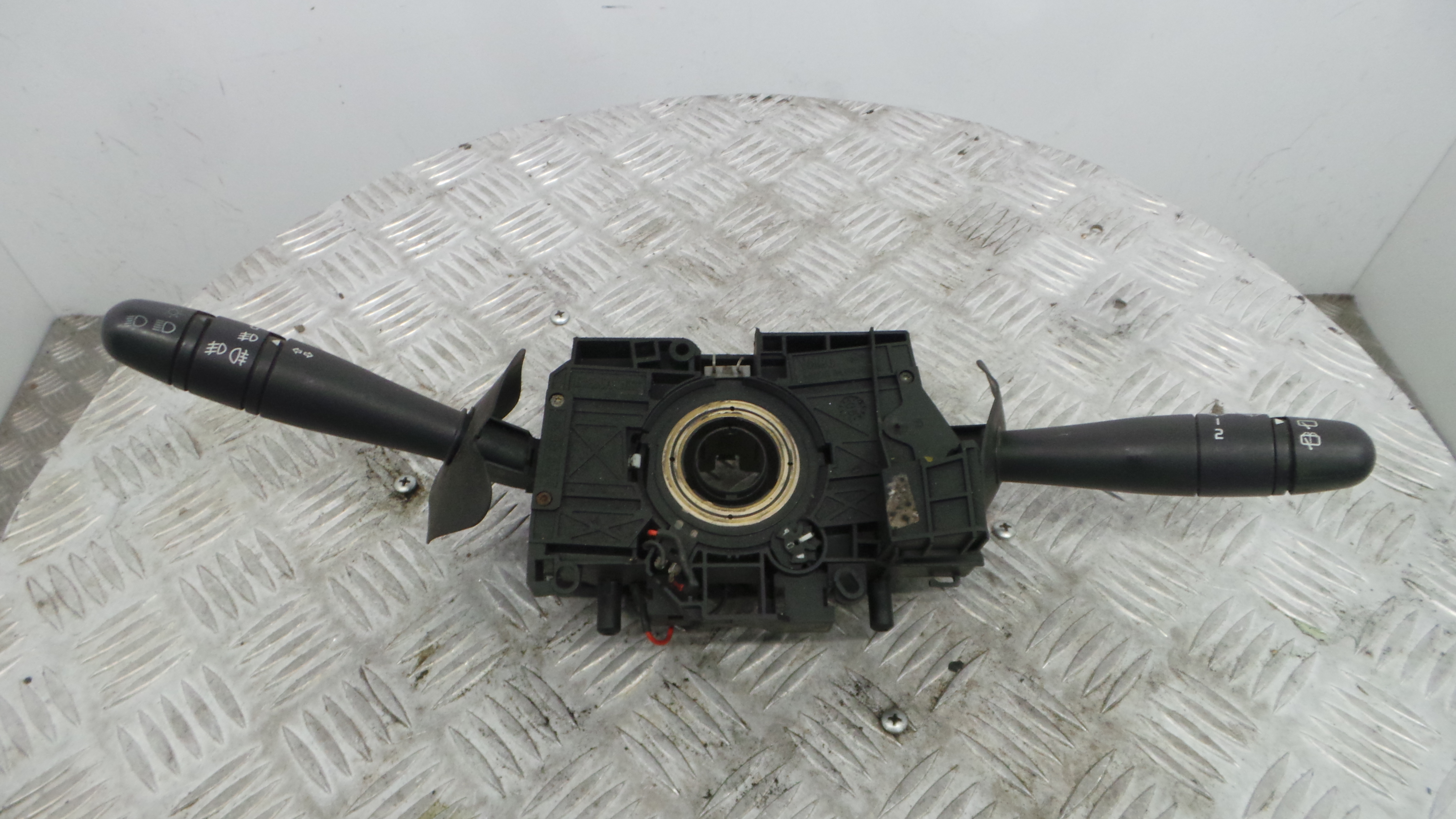Manete / Comando dos Piscas 7701066570 - RENAULT CLIO II (BB_, CB_), CLIO Mk II (BB_, CB_)-37050996