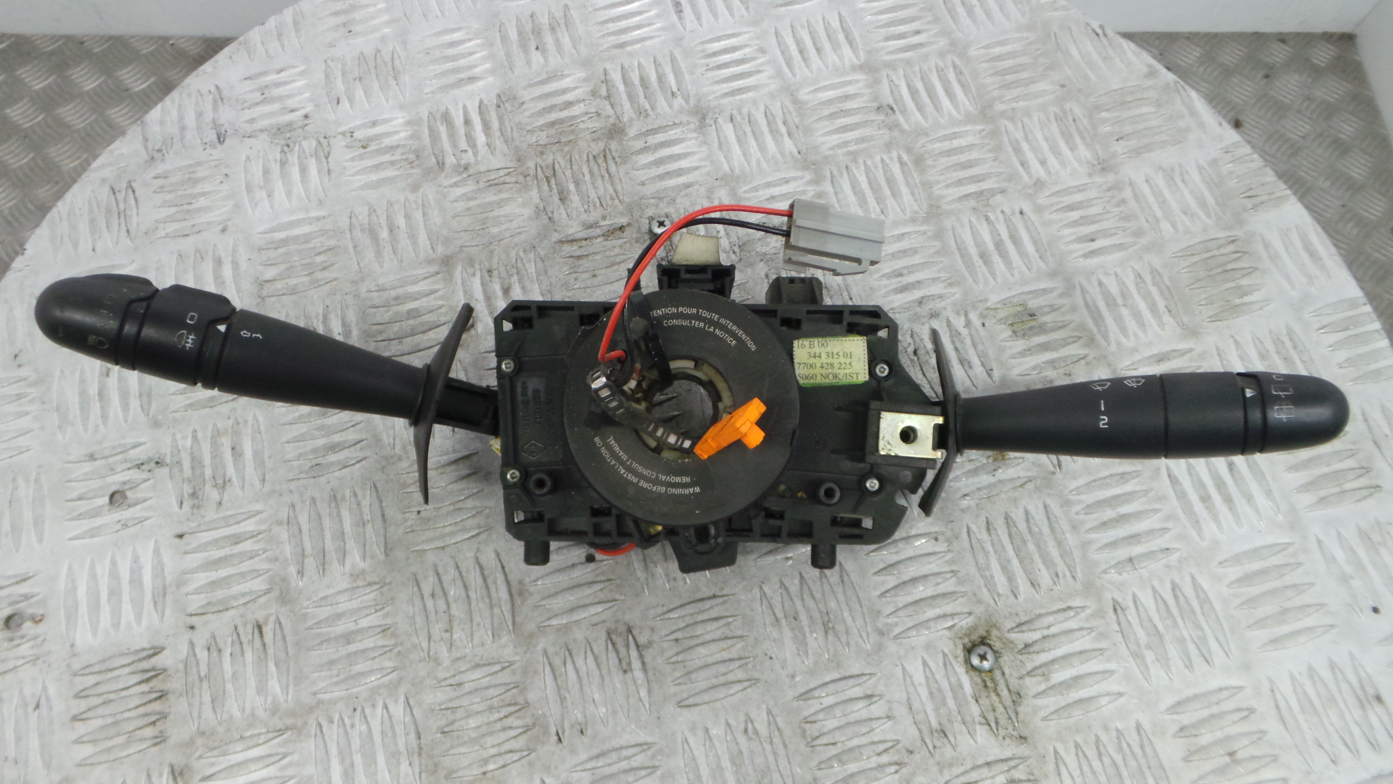 Fita de Airbags 7700428225 - RENAULT MEGANE I Break (KA0/1_), MEGANE I Grandtour (KA0/1_)-37051414