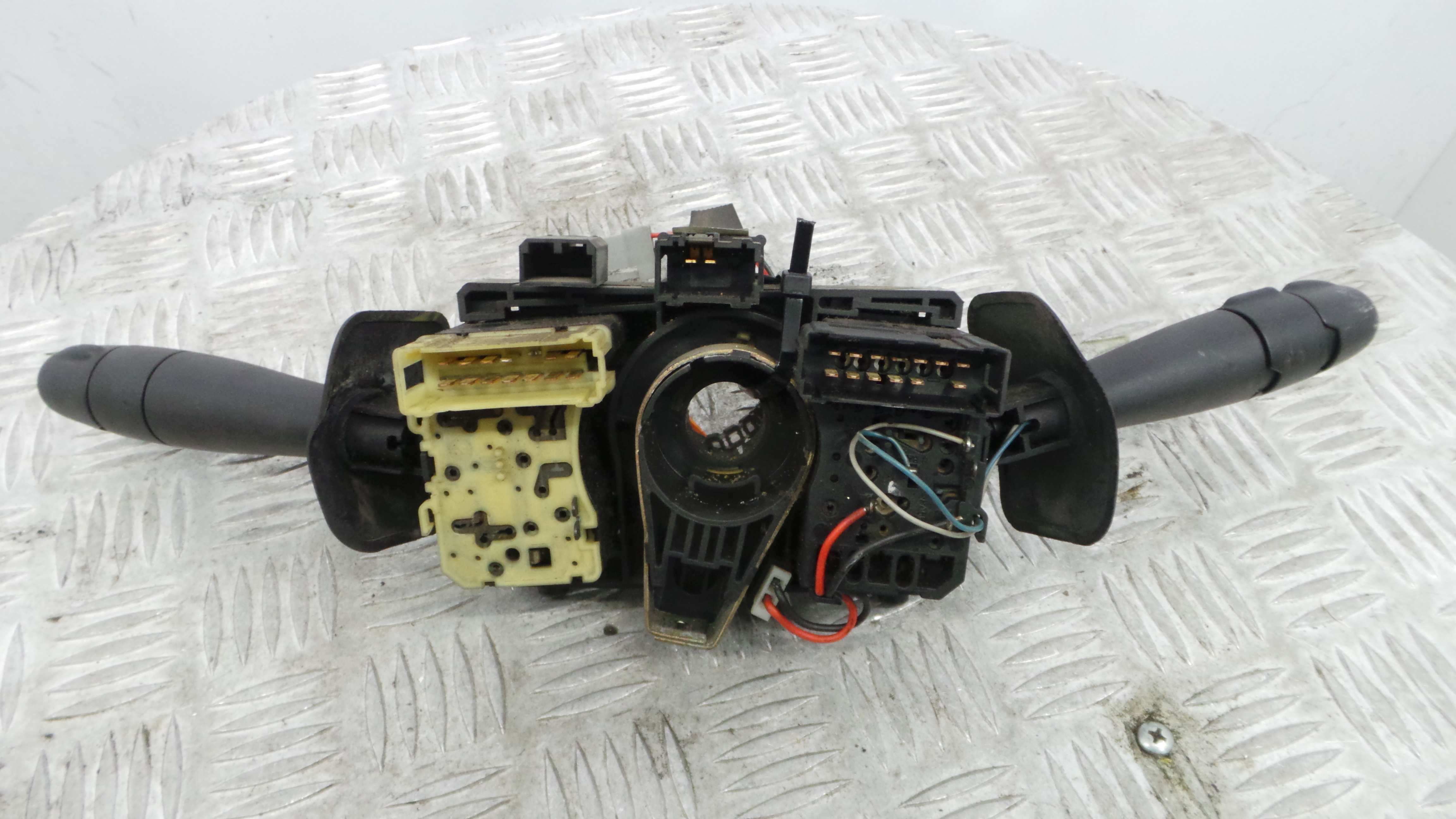 Fita de Airbags 7700428225 - RENAULT MEGANE I Break (KA0/1_), MEGANE I Grandtour (KA0/1_)-37051414