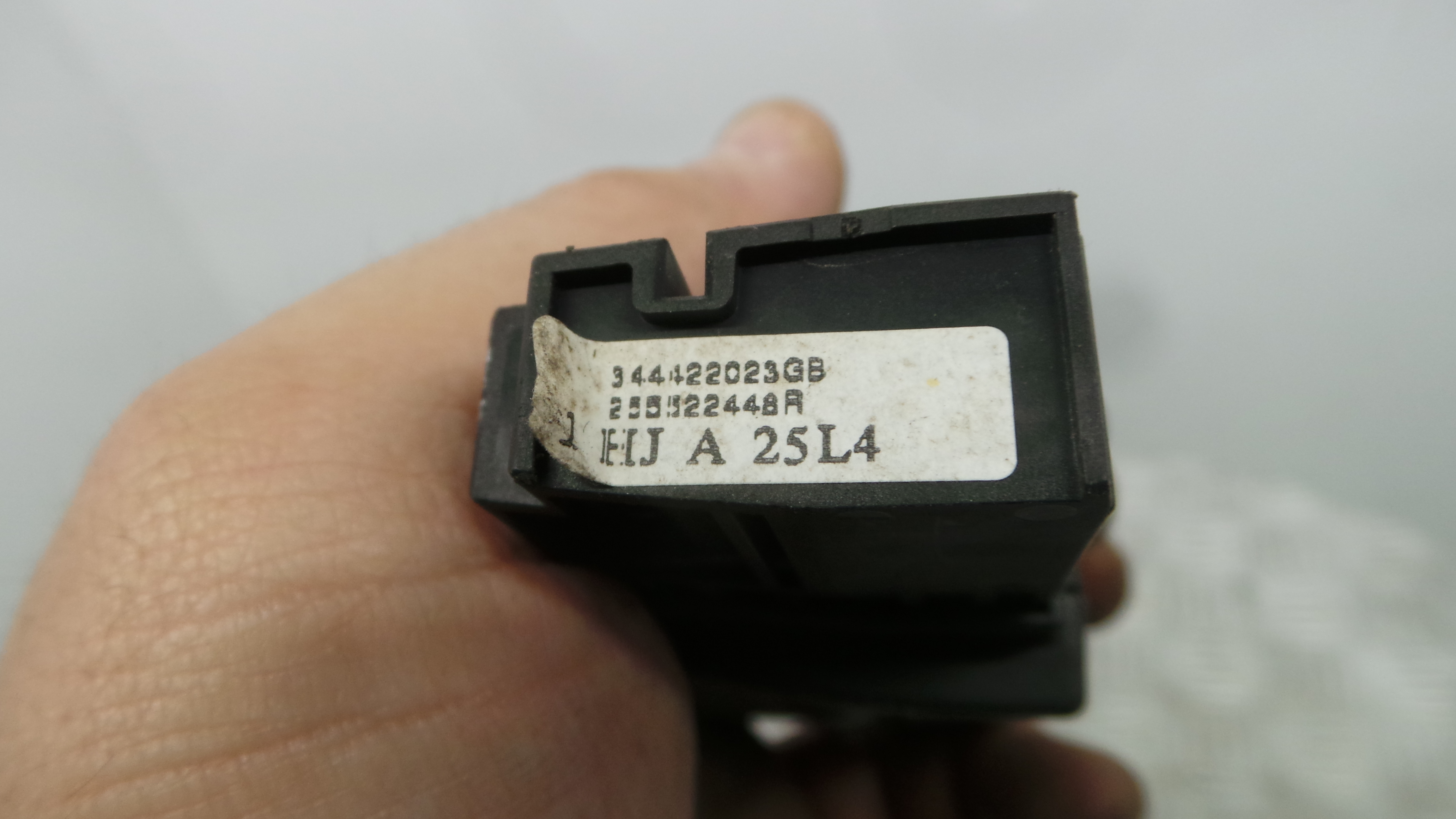 Comando do Rádio 255522448R - RENAULT CLIO IV (BH_)-37051665