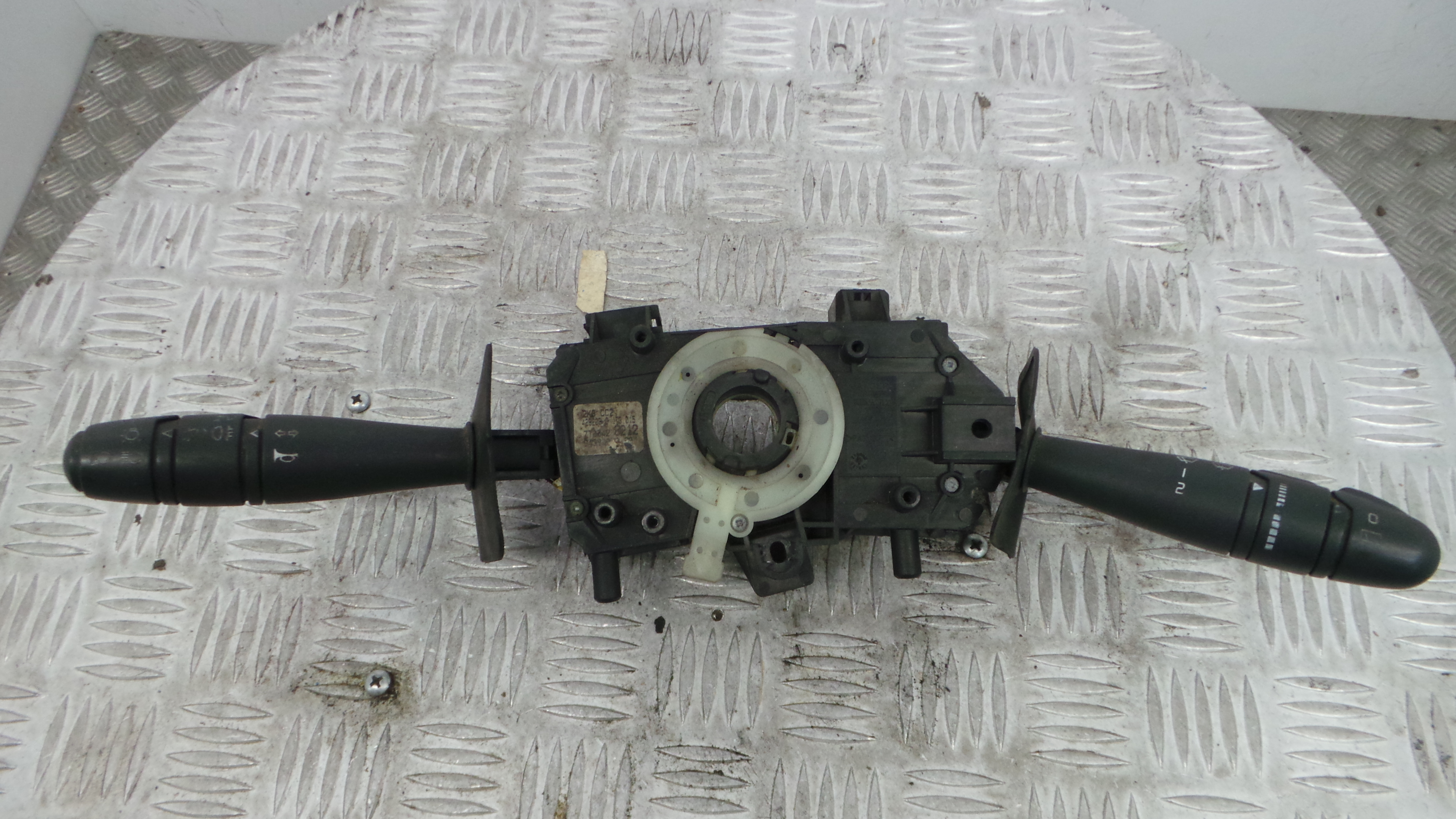 Manete / Comando dos Piscas 7700428212 - RENAULT MEGANE I (BA0/1_)-37051702