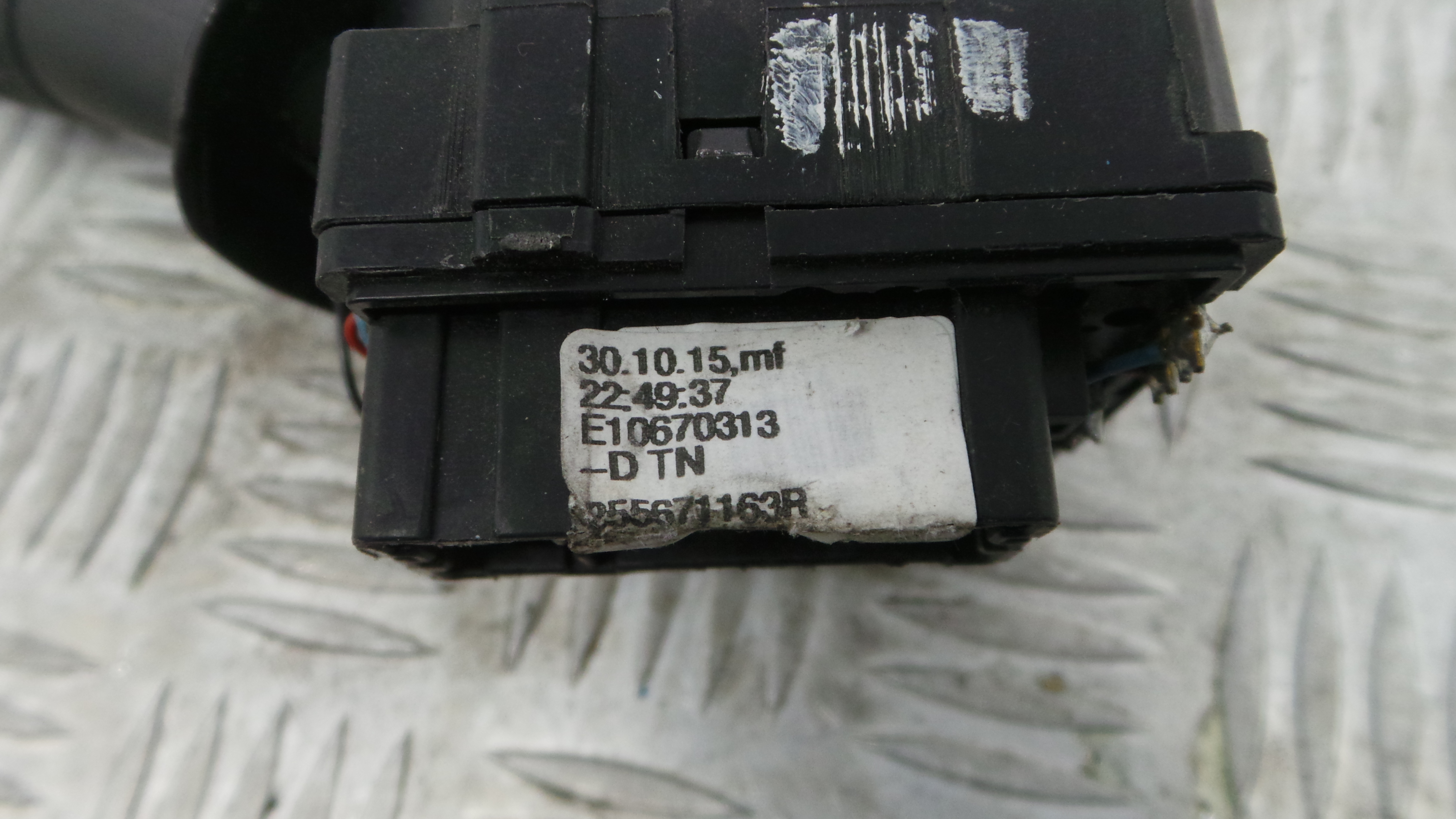 Comando de Limpa Para Brisas 255671163R - RENAULT CLIO IV (BH_)-37051930