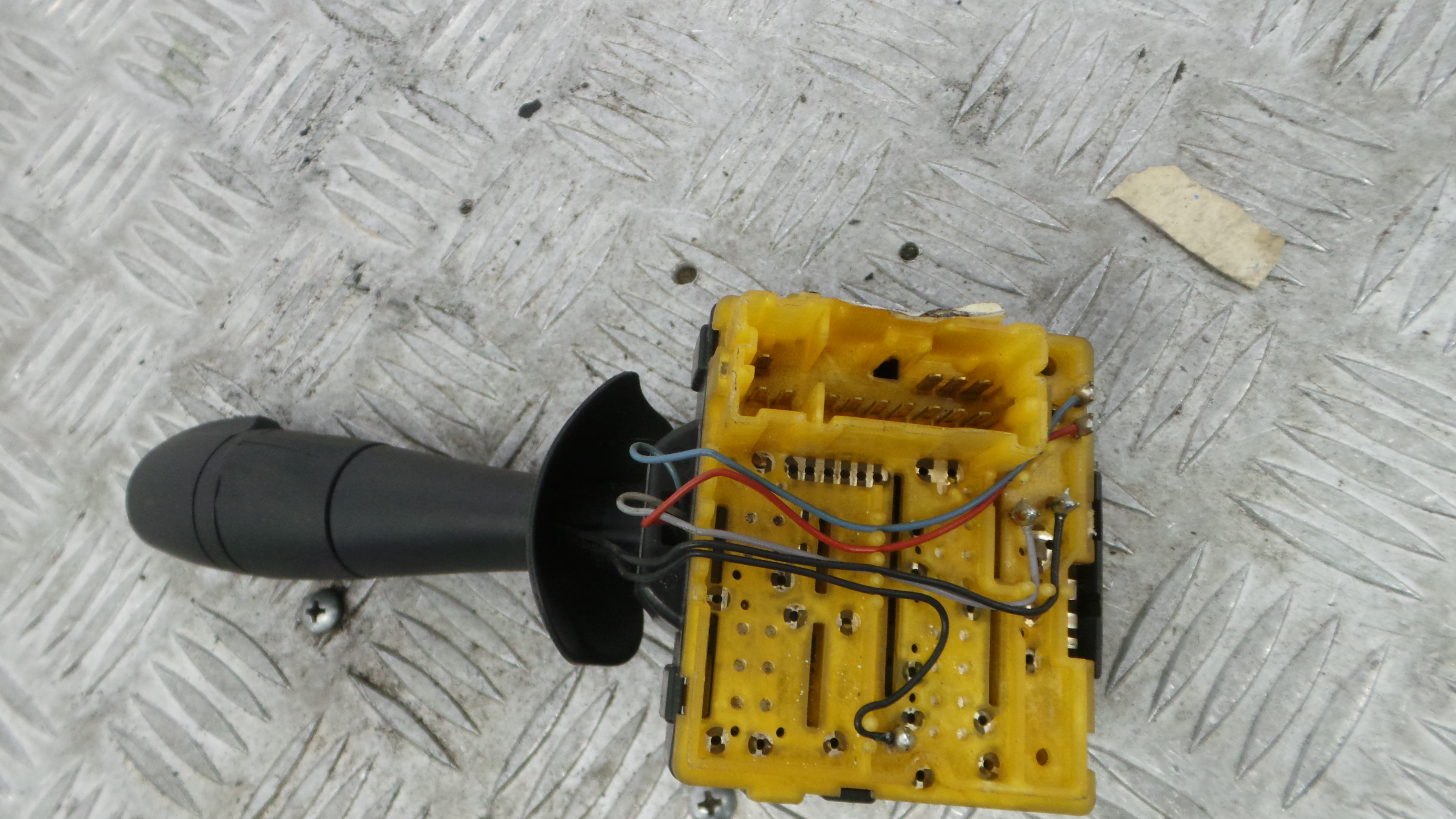 Comando de Limpa Para Brisas E10670323 - RENAULT CLIO IV (BH_)-37051936