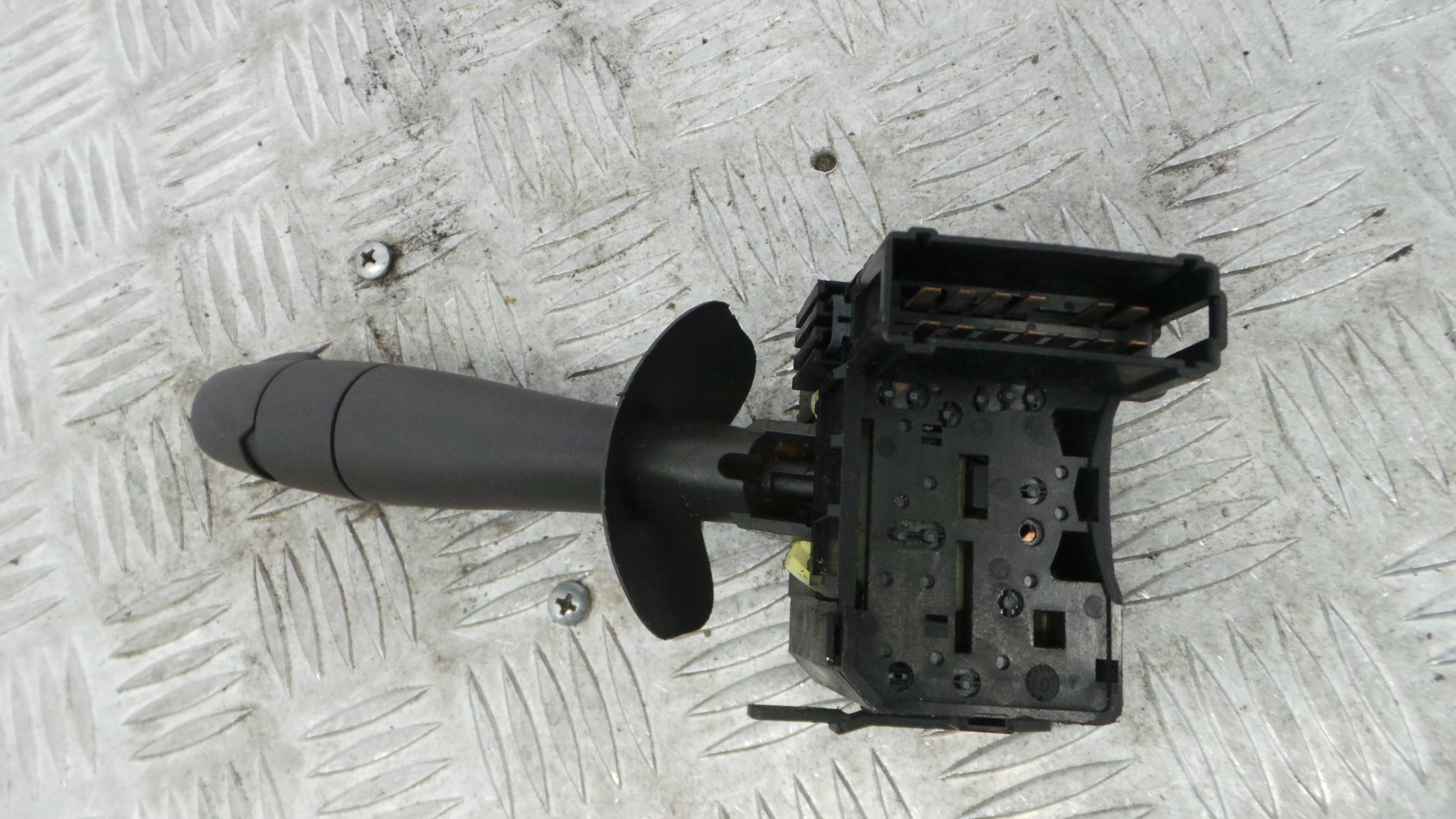 Comando de Limpa Para Brisas 8200002461 - RENAULT LAGUNA II (BG0/1_)-37051973