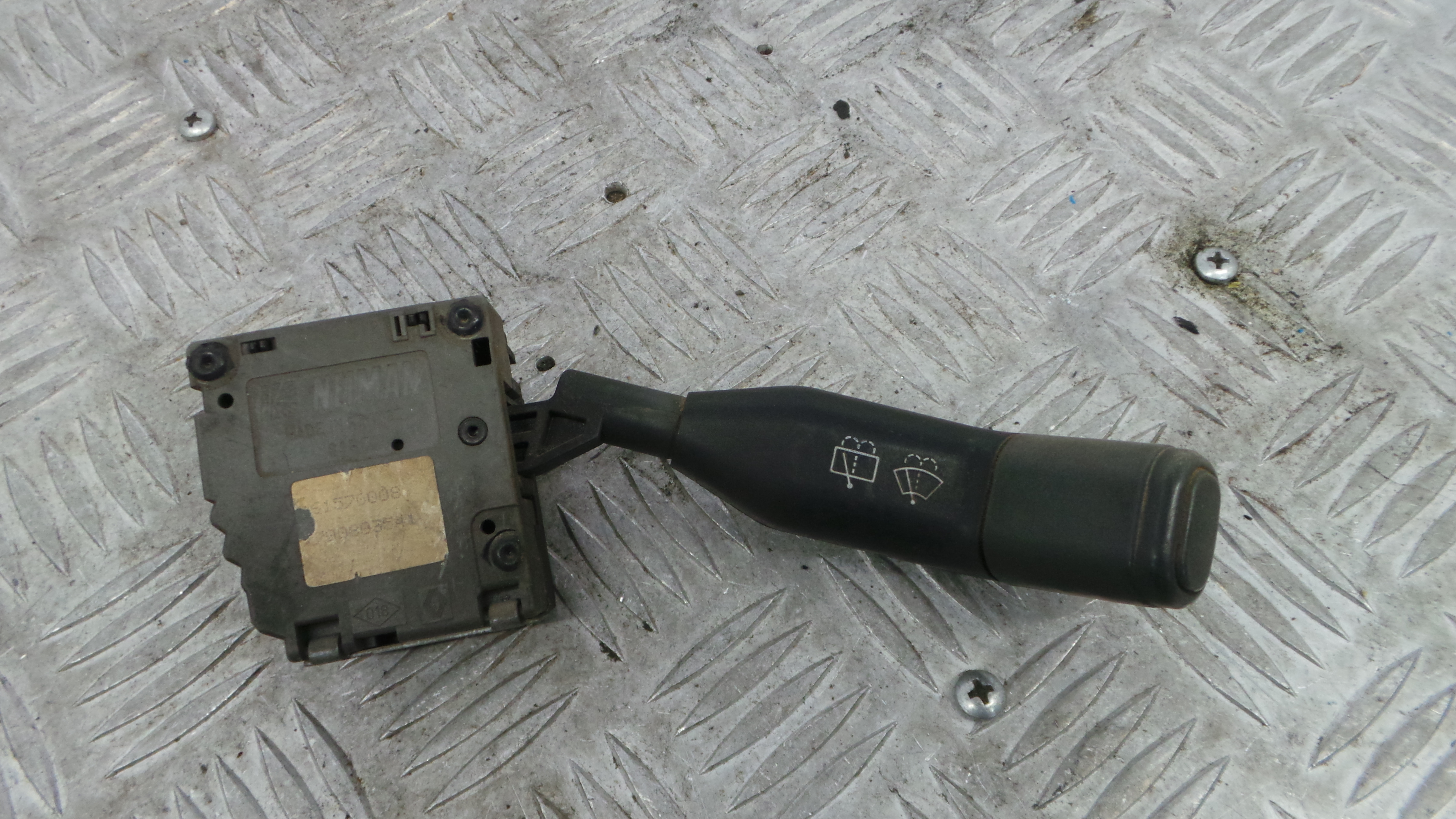 Comando de Limpa Para Brisas 7700803541 - RENAULT CLIO I (B/C57_, 5/357_)-37051993