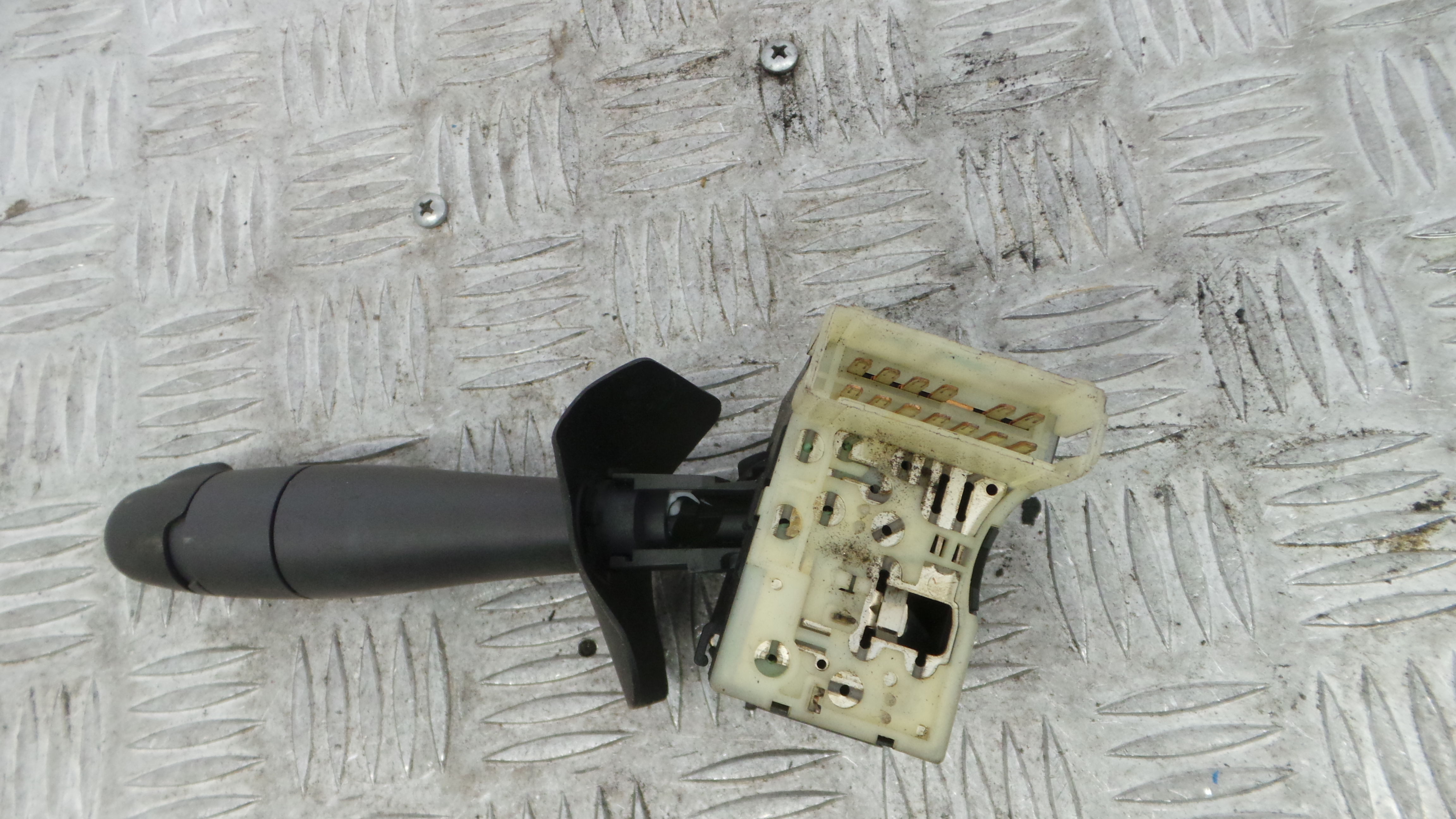 Comando de Limpa Para Brisas - RENAULT CLIO II (BB_, CB_), CLIO Mk II (BB_, CB_)-37052034