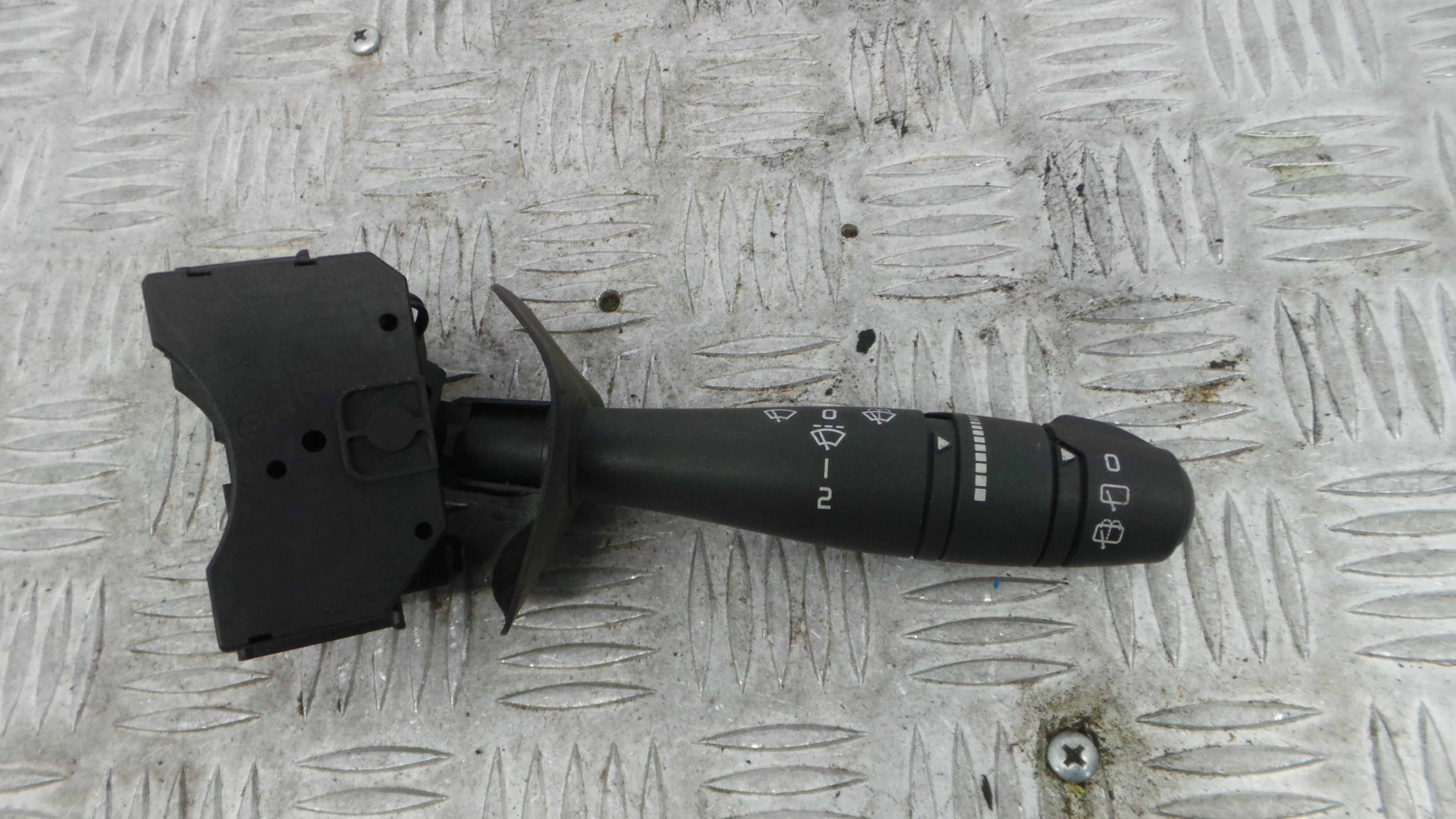 Comando de Limpa Para Brisas  - RENAULT CLIO II (BB_, CB_), CLIO Mk II (BB_, CB_)-37052066