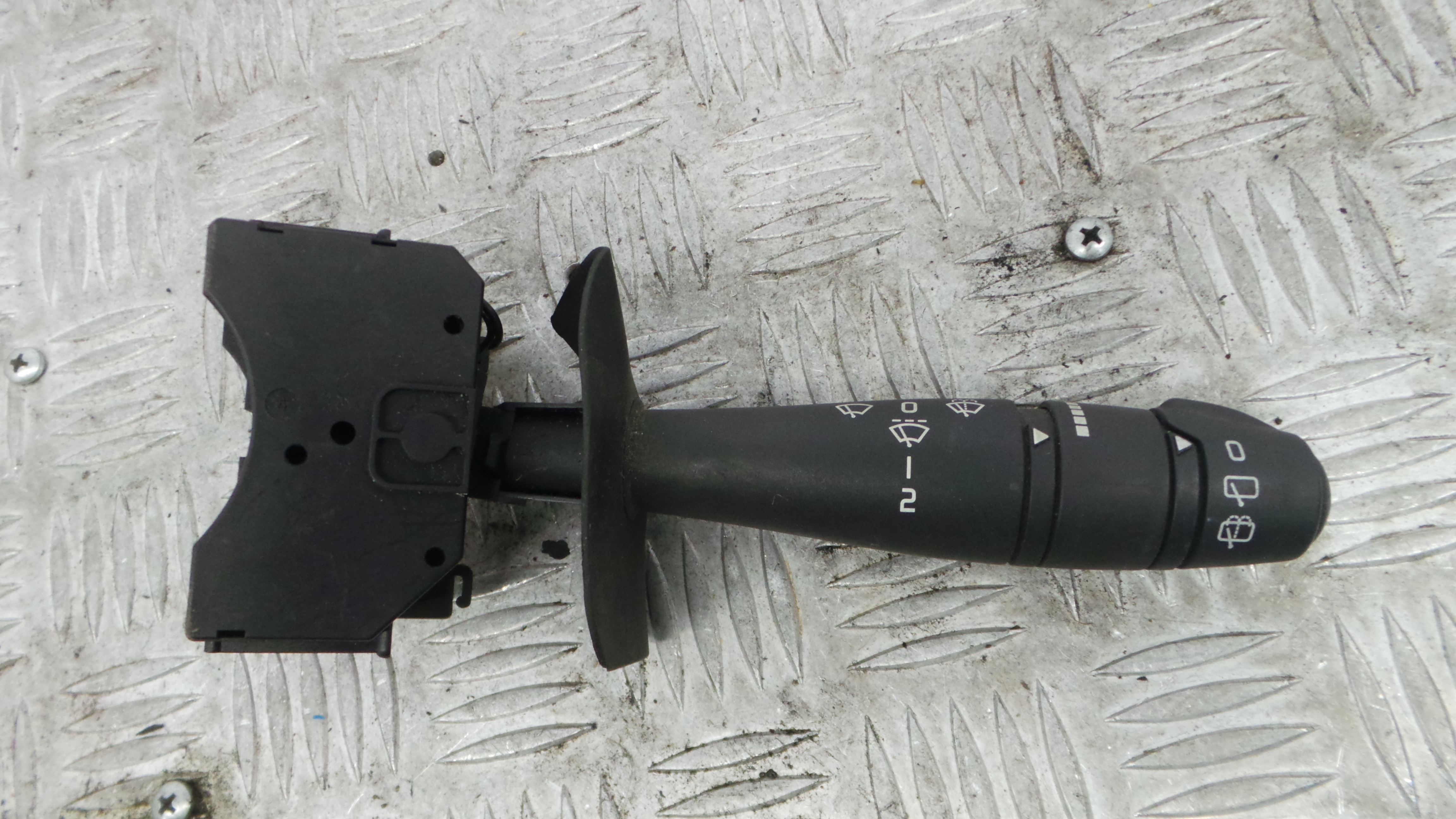 Comando de Limpa Para Brisas  - RENAULT CLIO II (BB_, CB_), CLIO Mk II (BB_, CB_)-37052088