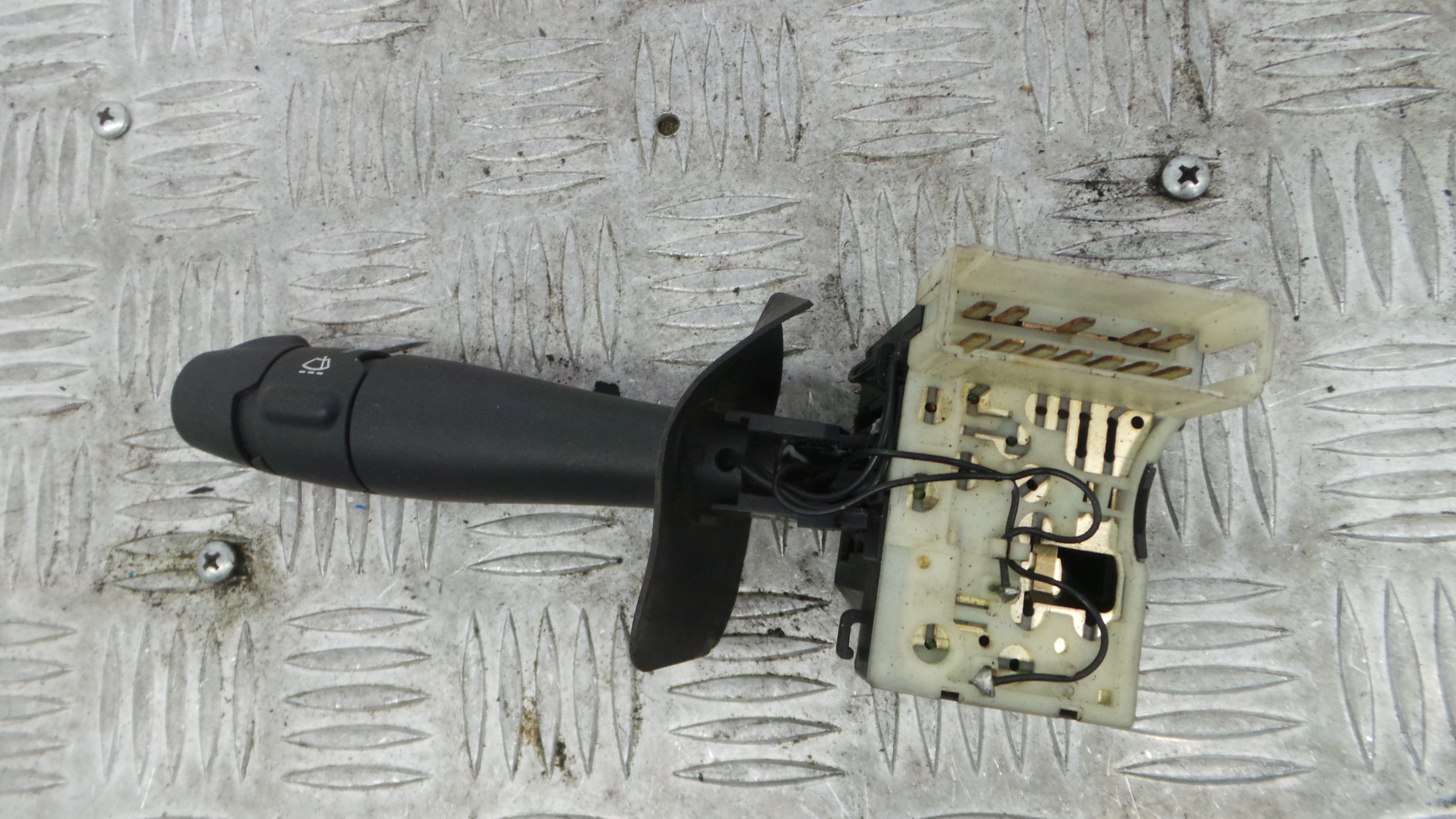 Comando de Limpa Para Brisas  - RENAULT CLIO II (BB_, CB_), CLIO Mk II (BB_, CB_)-37052088