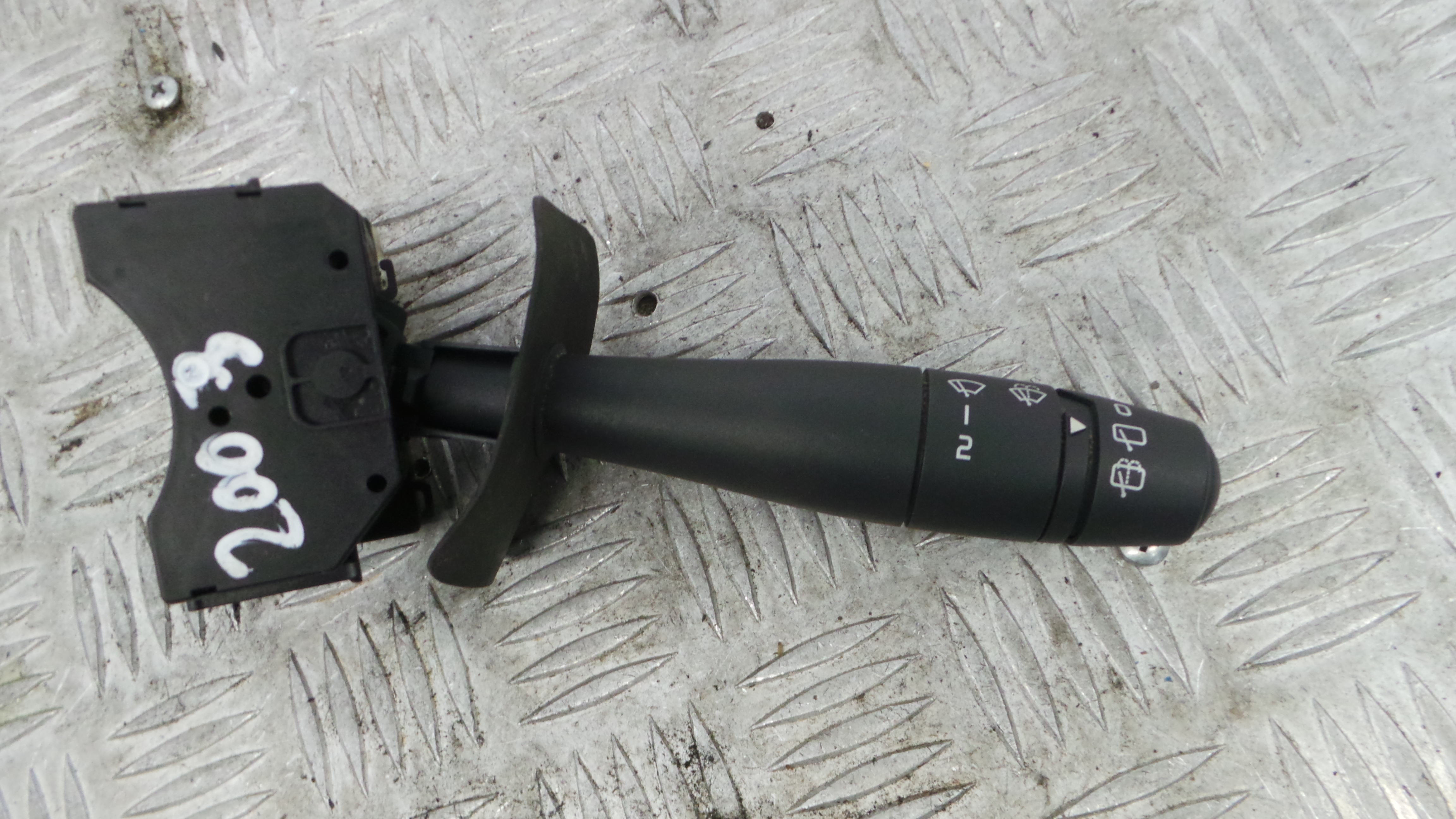 Comando de Limpa Para Brisas  - RENAULT CLIO II (BB_, CB_), CLIO Mk II (BB_, CB_)-37052103