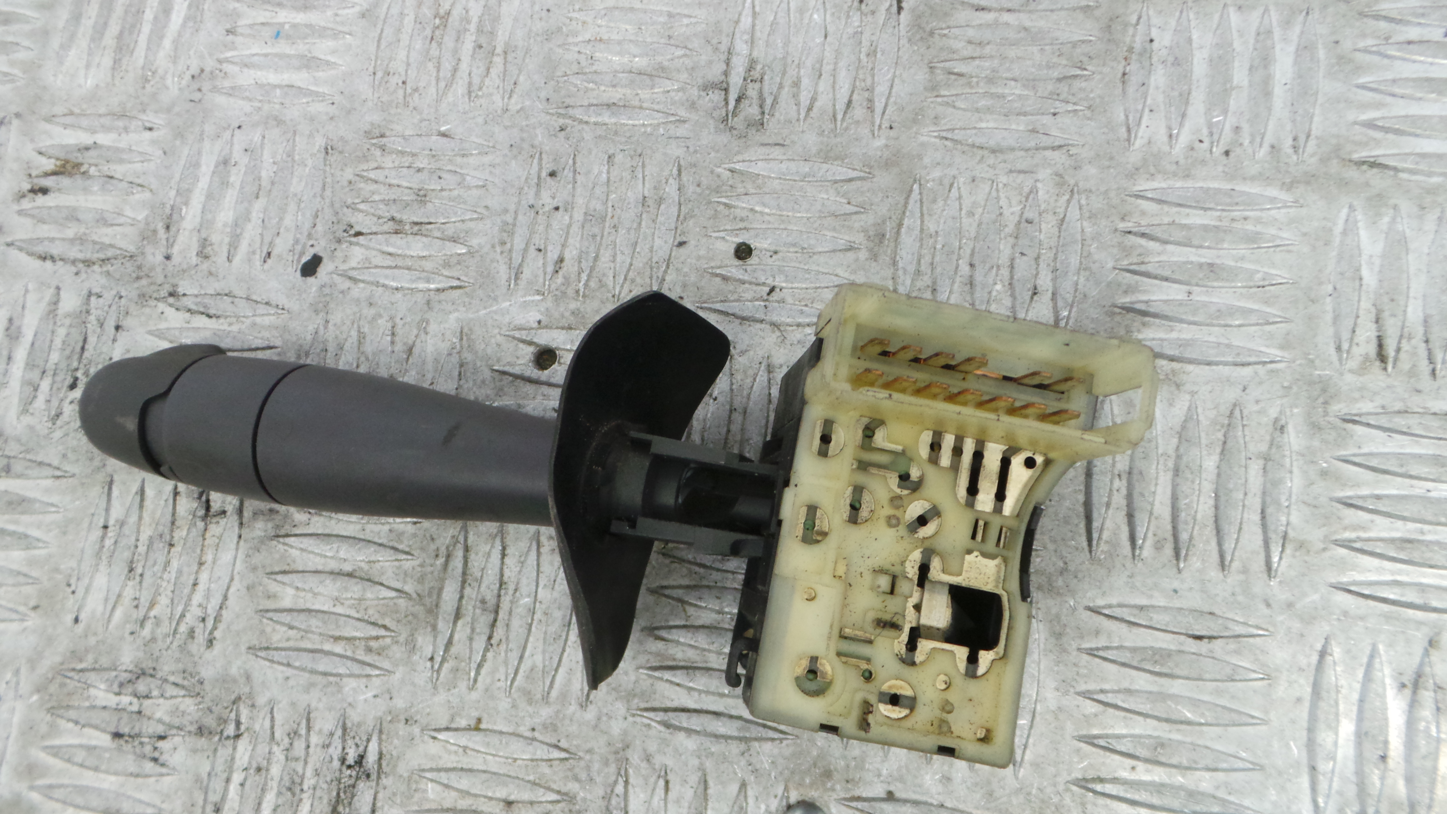 Comando de Limpa Para Brisas  - RENAULT CLIO II (BB_, CB_), CLIO Mk II (BB_, CB_)-37052106