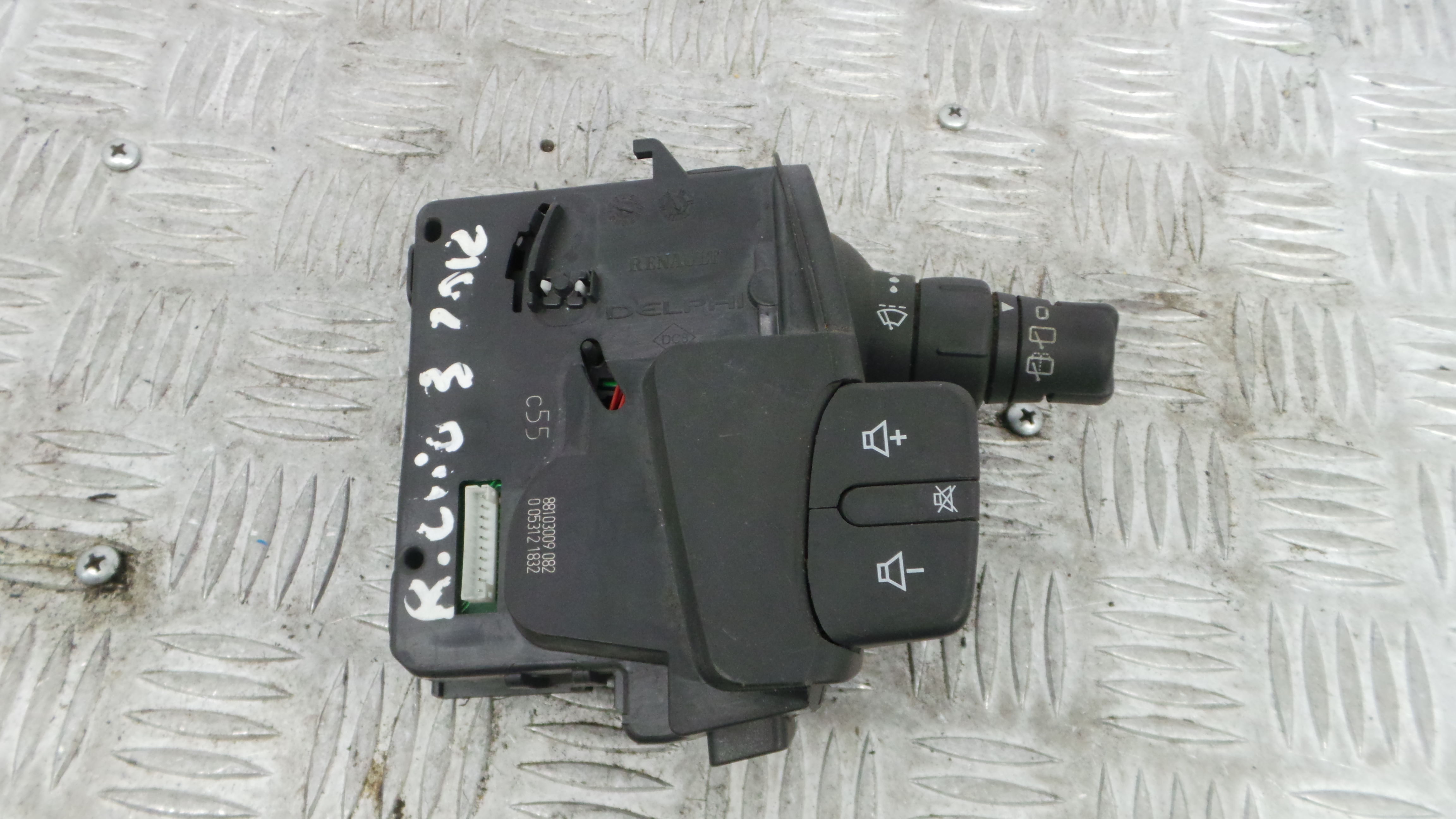 Comando de Limpa Para Brisas 88103009 - RENAULT CLIO III (BR0/1, CR0/1)-37052123