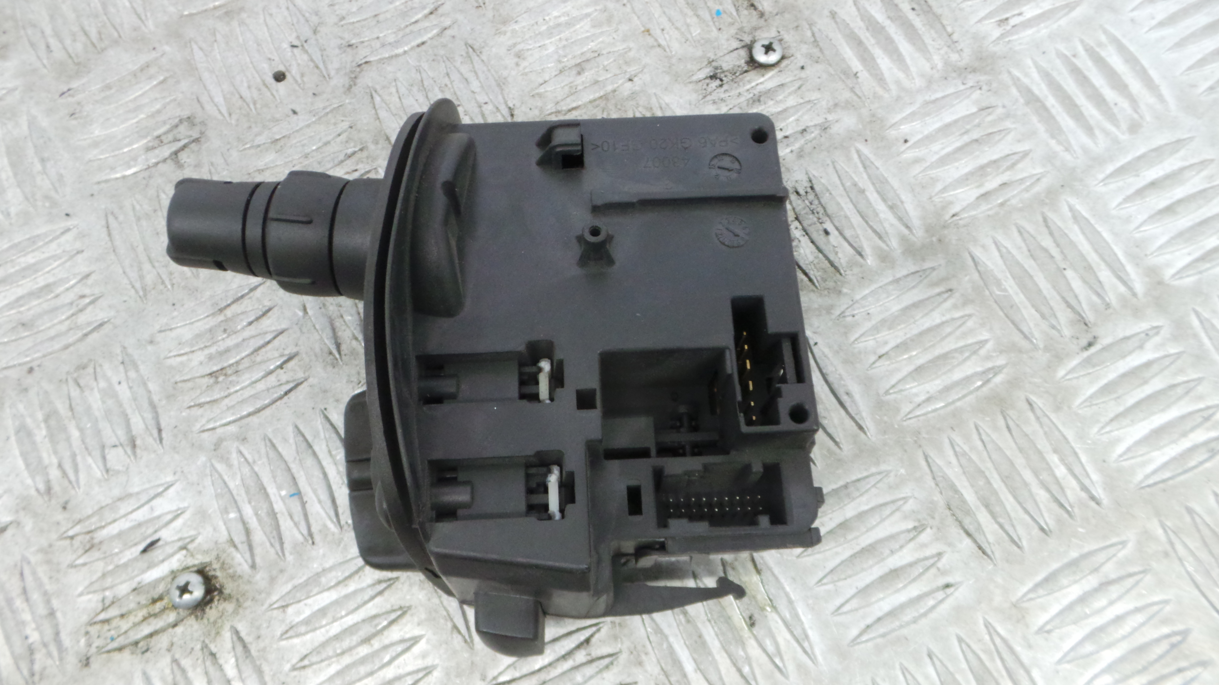 Comando de Limpa Para Brisas 88103007 - RENAULT CLIO III (BR0/1, CR0/1)-37052221