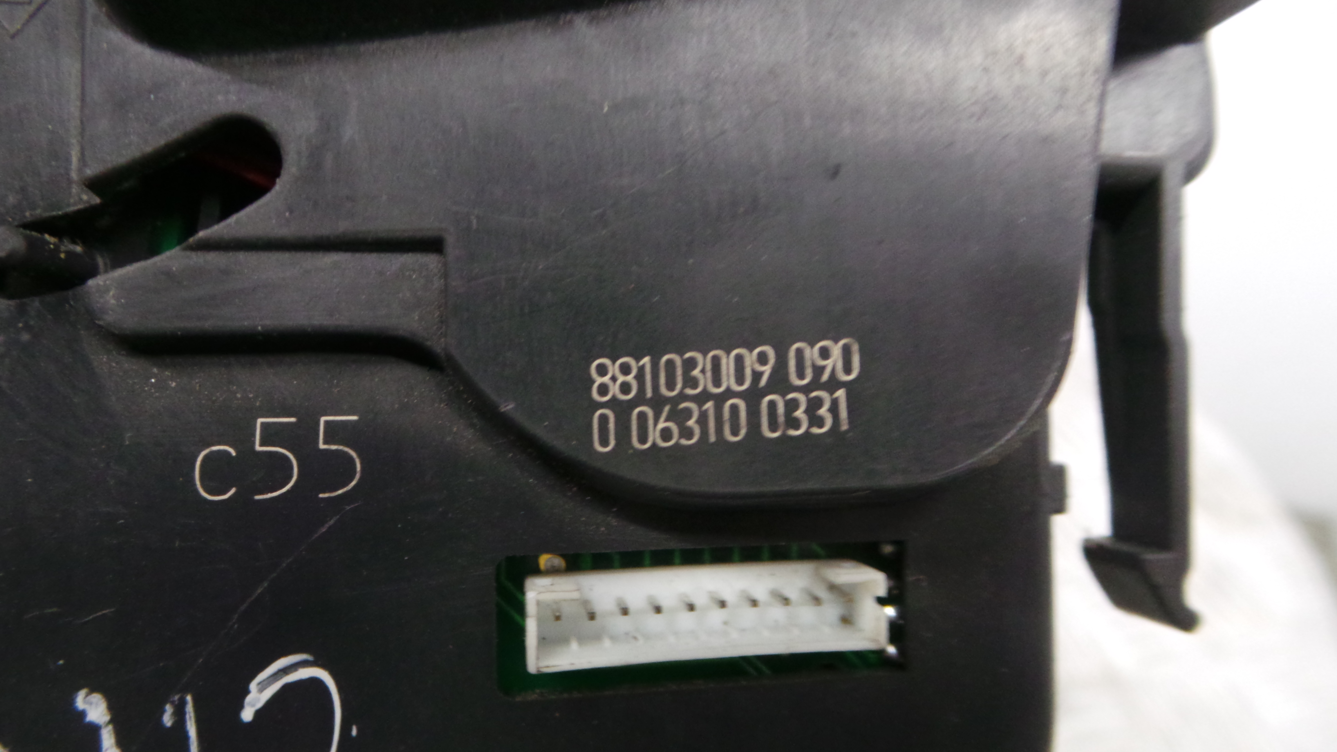 Comando de Limpa Para Brisas 88103009 - RENAULT CLIO III (BR0/1, CR0/1)-37053903