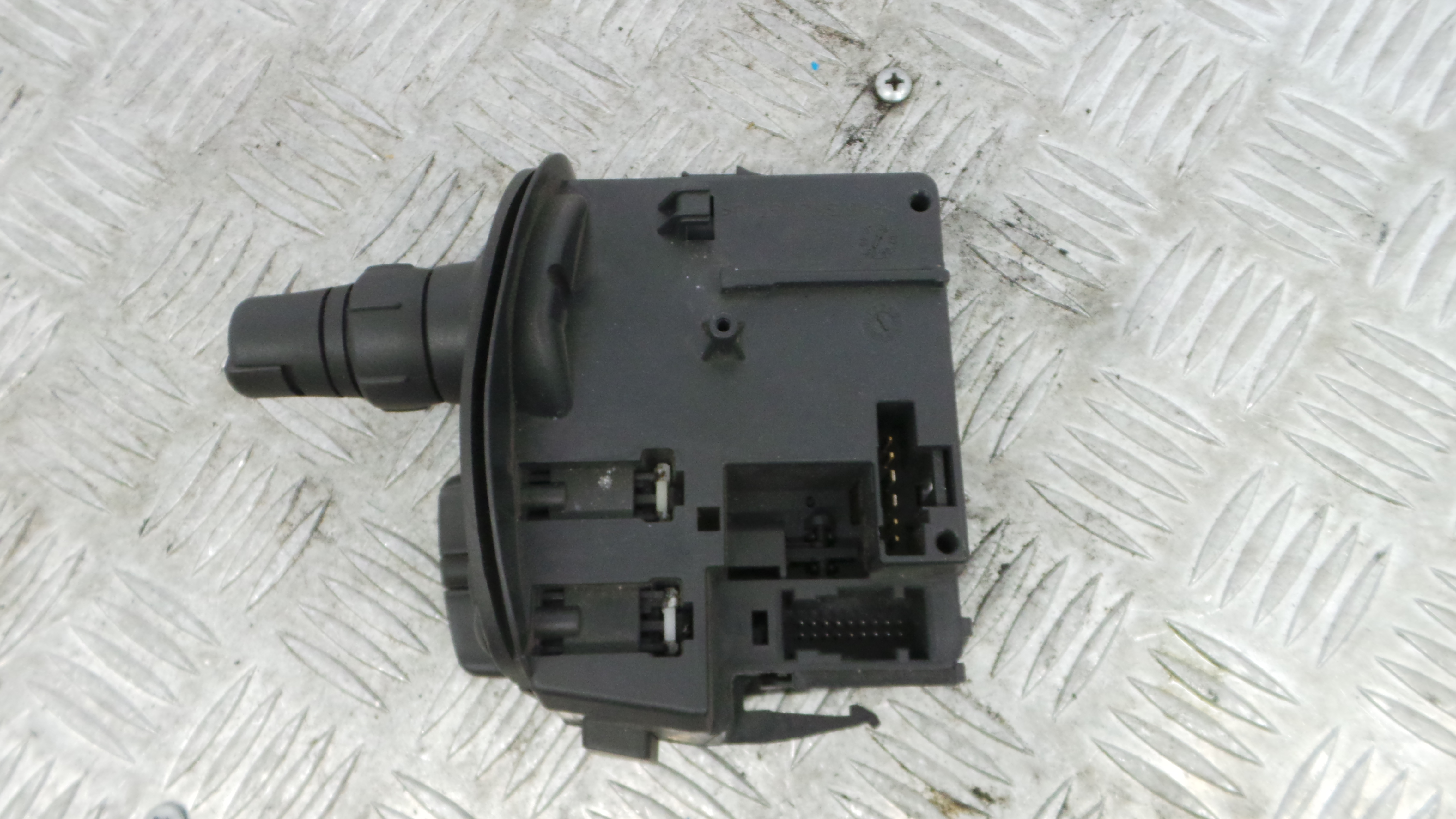 Comando de Limpa Para Brisas 88103009 - RENAULT CLIO III (BR0/1, CR0/1)-37053980