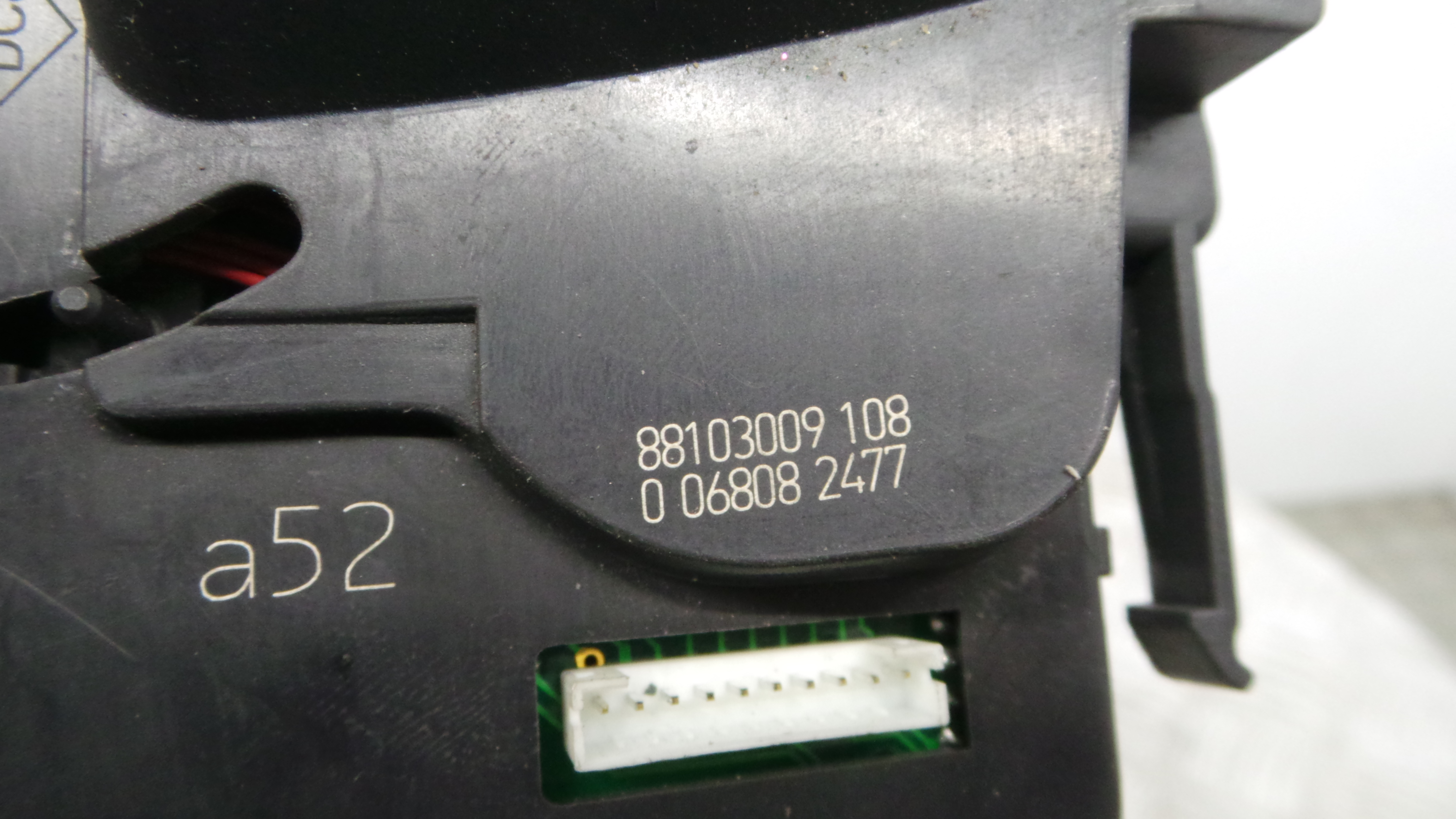 Comando de Limpa Para Brisas 88103009 - RENAULT CLIO III (BR0/1, CR0/1)-37053980