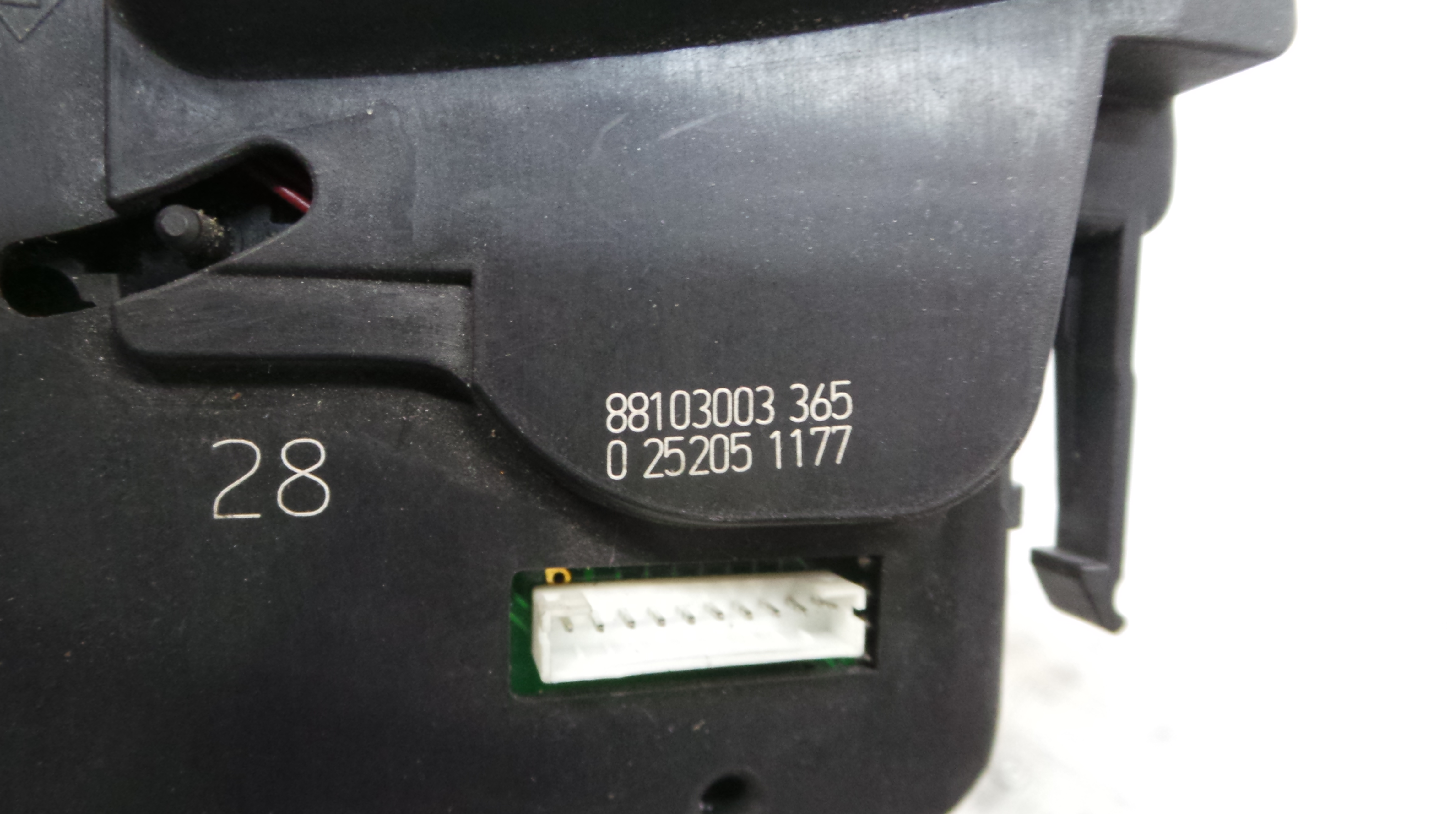 Comando de Limpa Para Brisas 88103003 - RENAULT CLIO III (BR0/1, CR0/1)-37053984