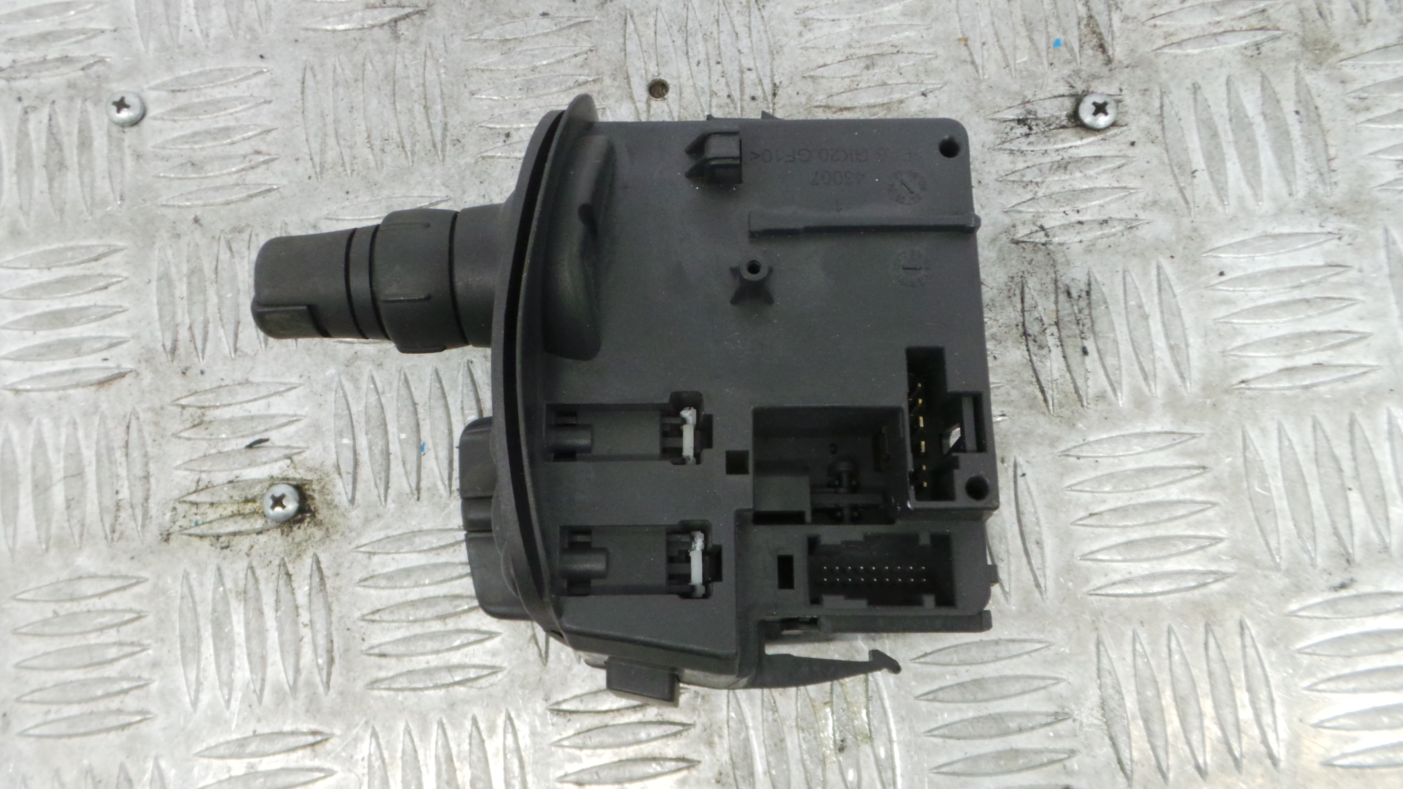 Comando de Limpa Para Brisas 88103009 - RENAULT CLIO III (BR0/1, CR0/1)-37054028