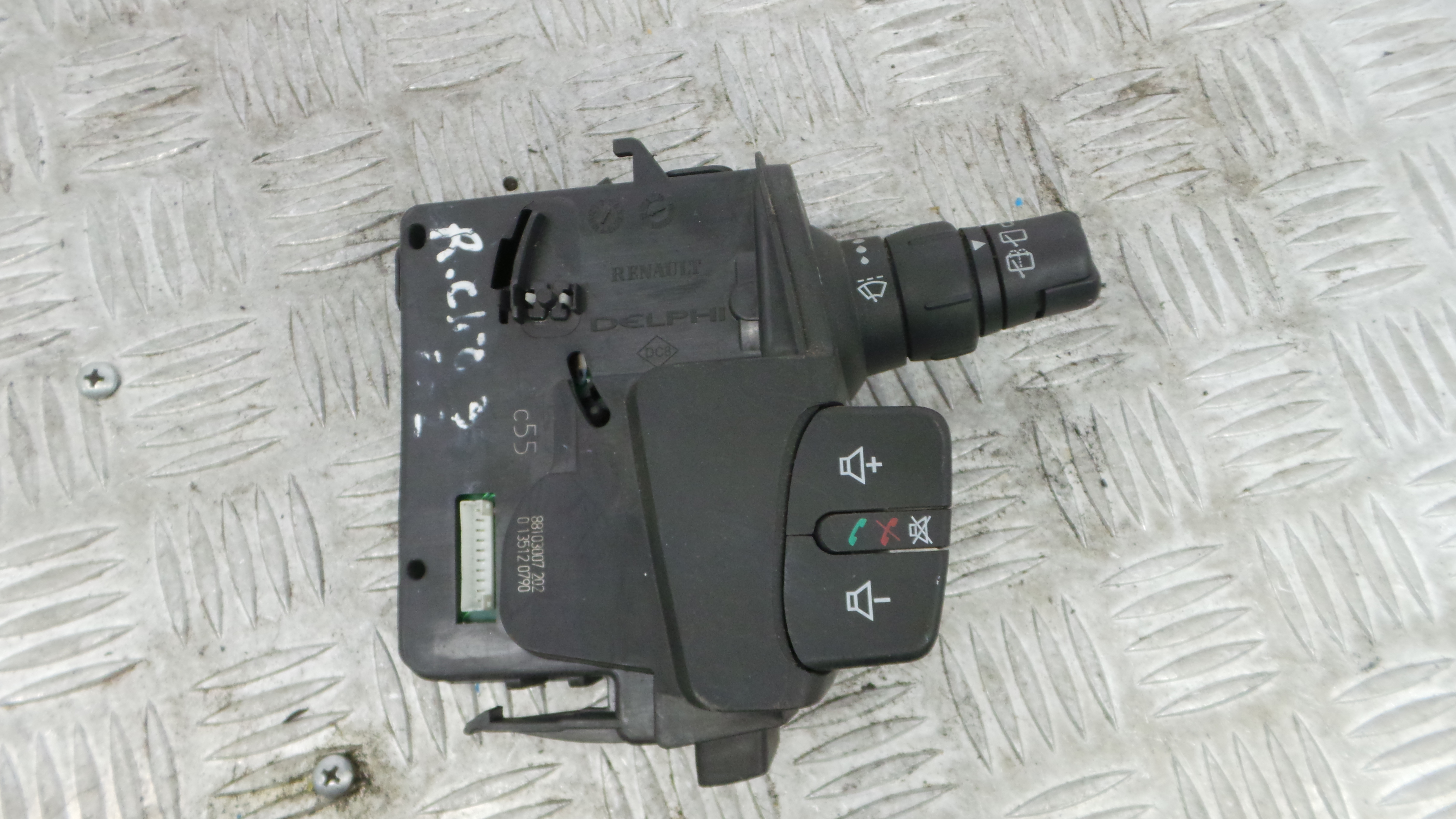 Comando de Limpa Para Brisas 88103007 - RENAULT CLIO III (BR0/1, CR0/1)-37054040