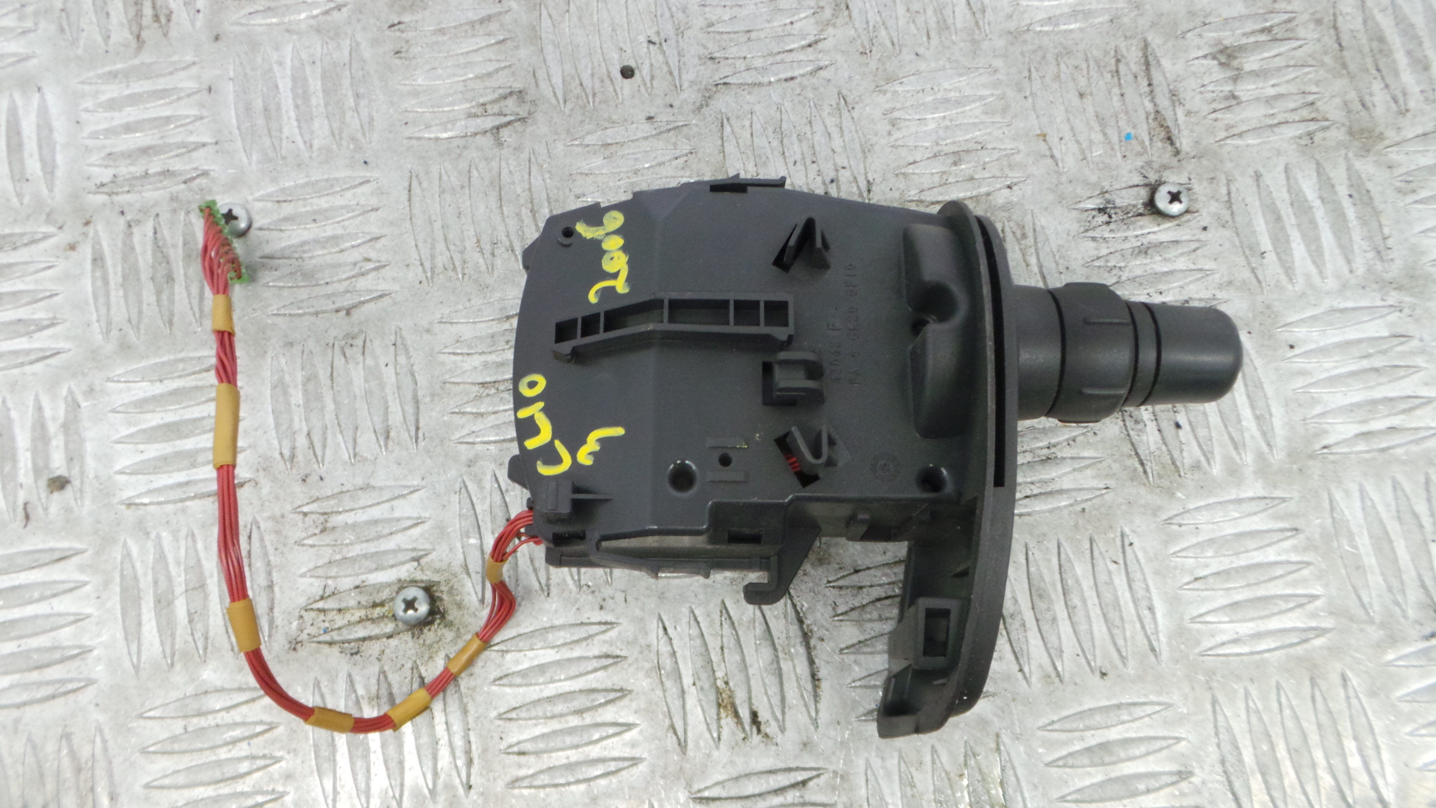 Manete / Comando dos Piscas 88102002 - RENAULT CLIO III (BR0/1, CR0/1)-37054107