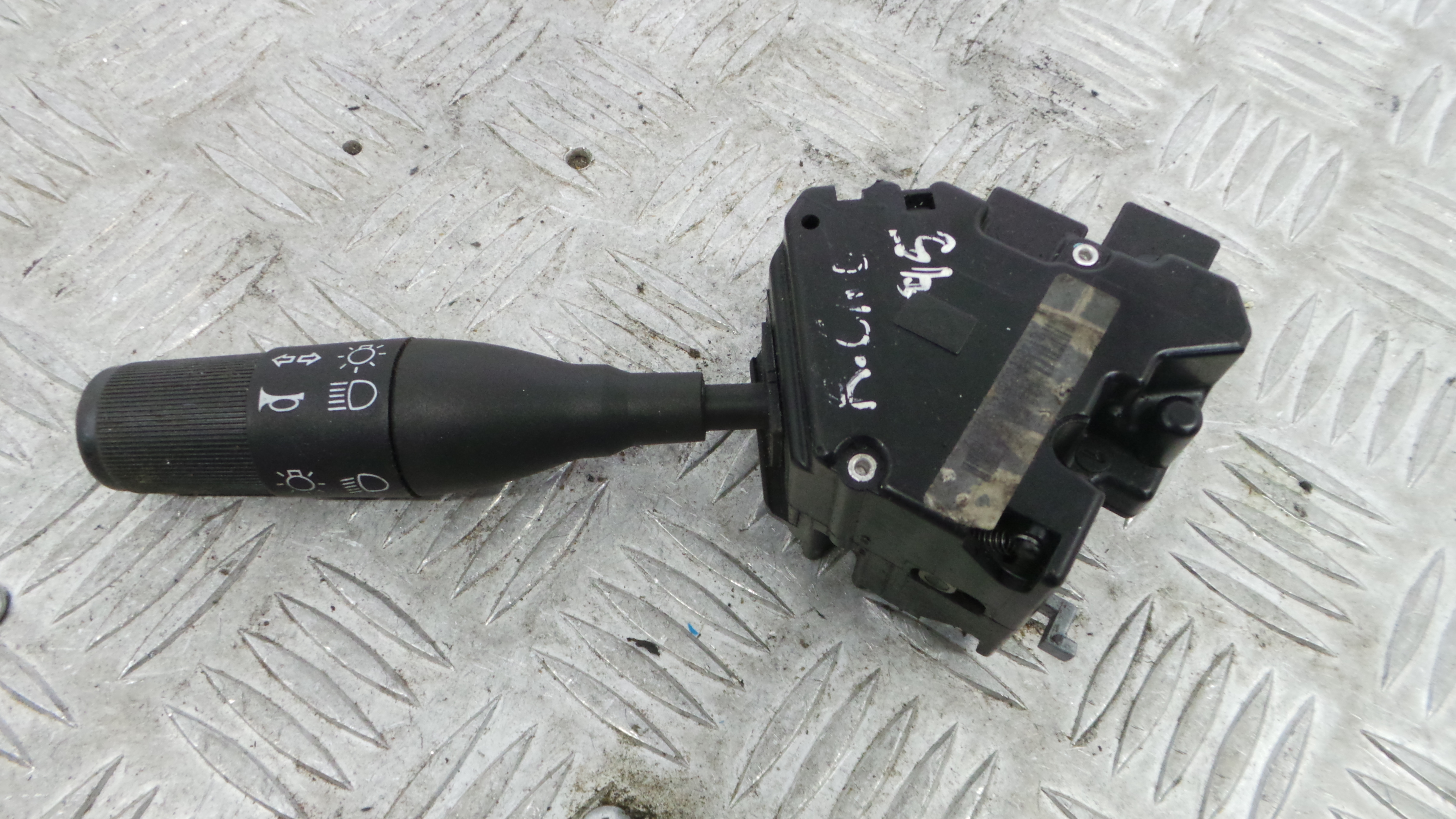 Manete / Comando dos Piscas  - RENAULT CLIO I (B/C57_, 5/357_)-37054145