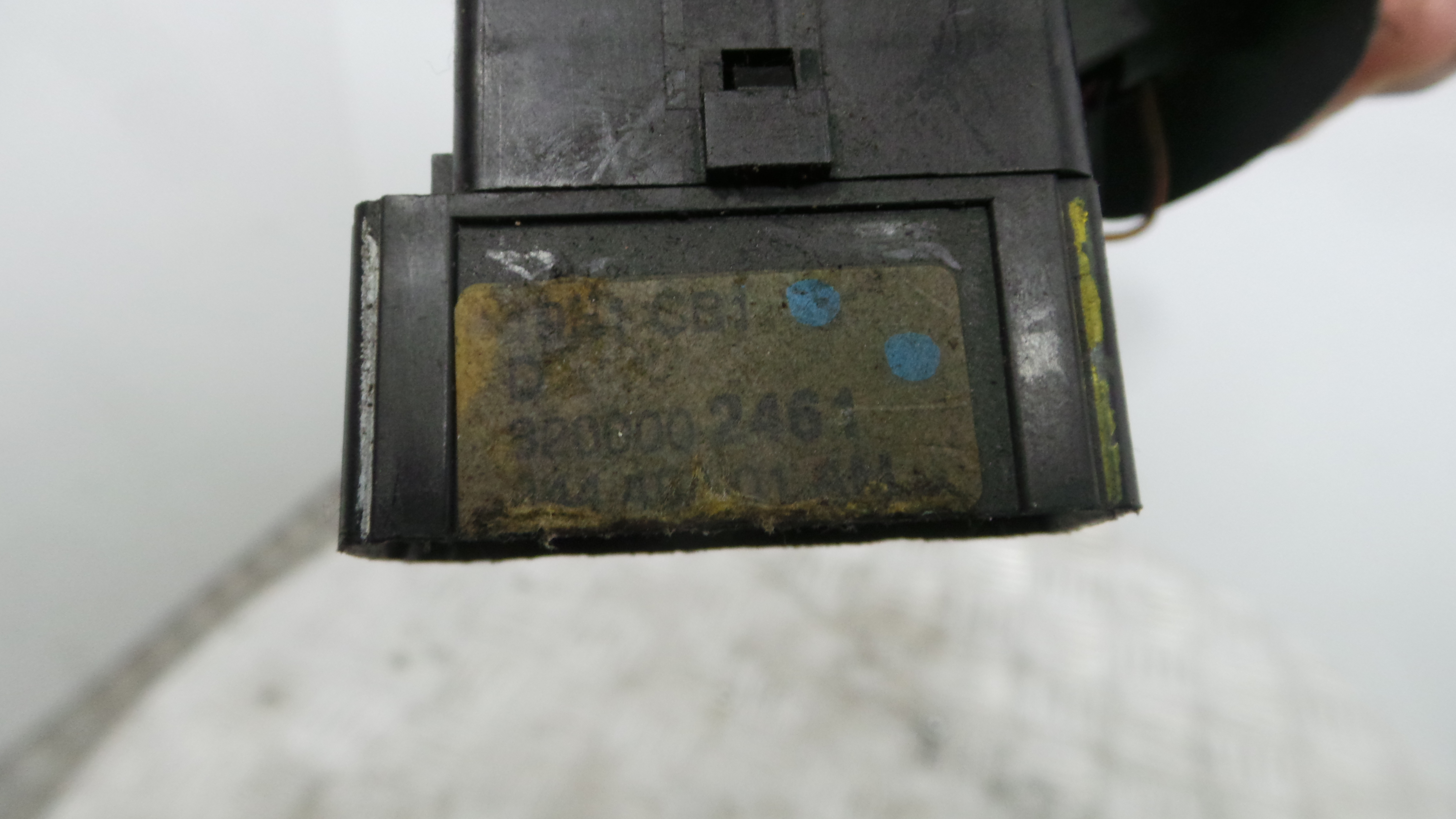 Manete / Comando dos Piscas 8200002461 - RENAULT LAGUNA II (BG0/1_)-37054153