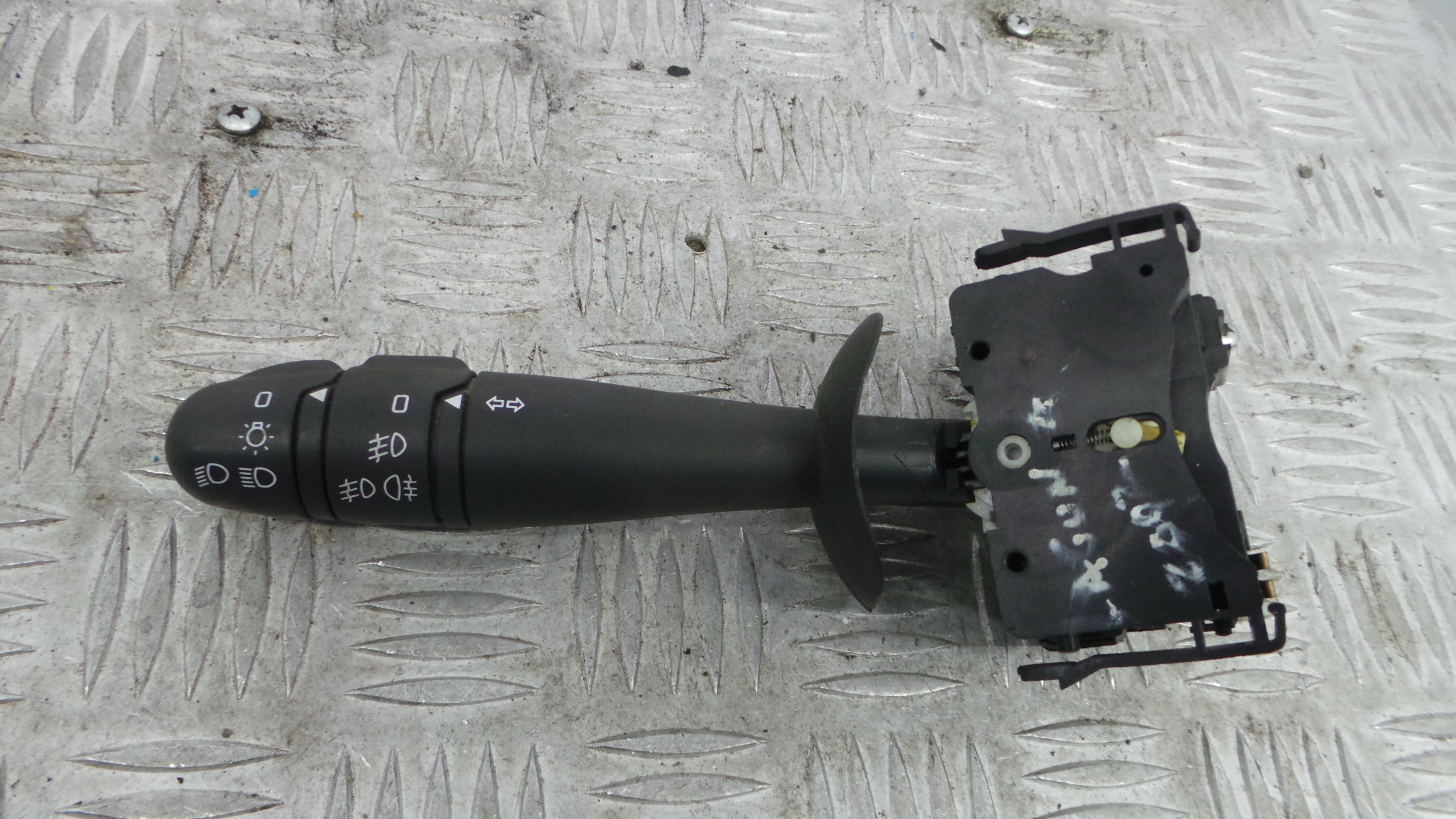 Manete / Comando dos Piscas 251444 - RENAULT LAGUNA II (BG0/1_)-37054263