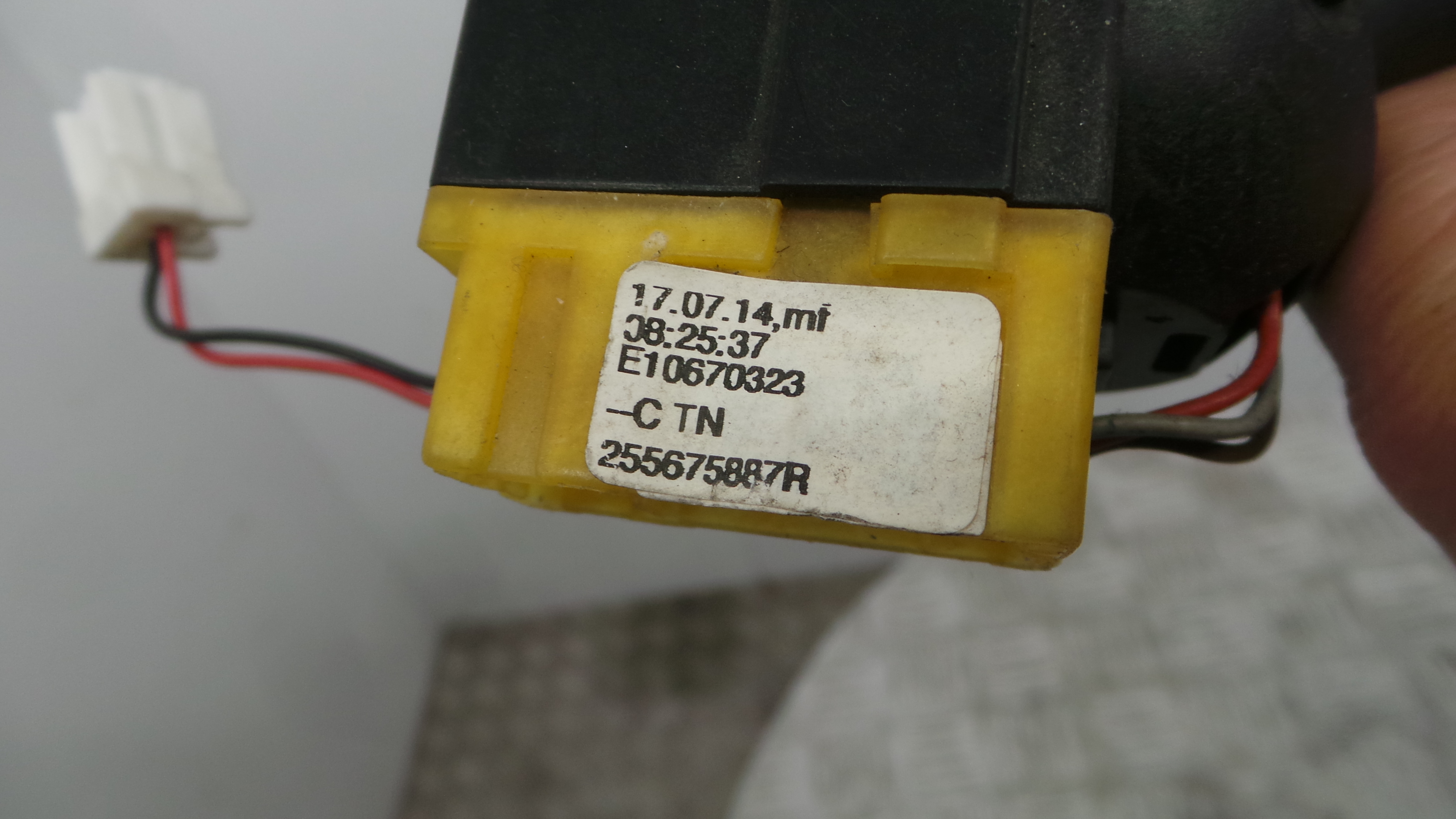 Manete / Comando dos Piscas 255675887R - RENAULT CLIO IV (BH_)-37054269