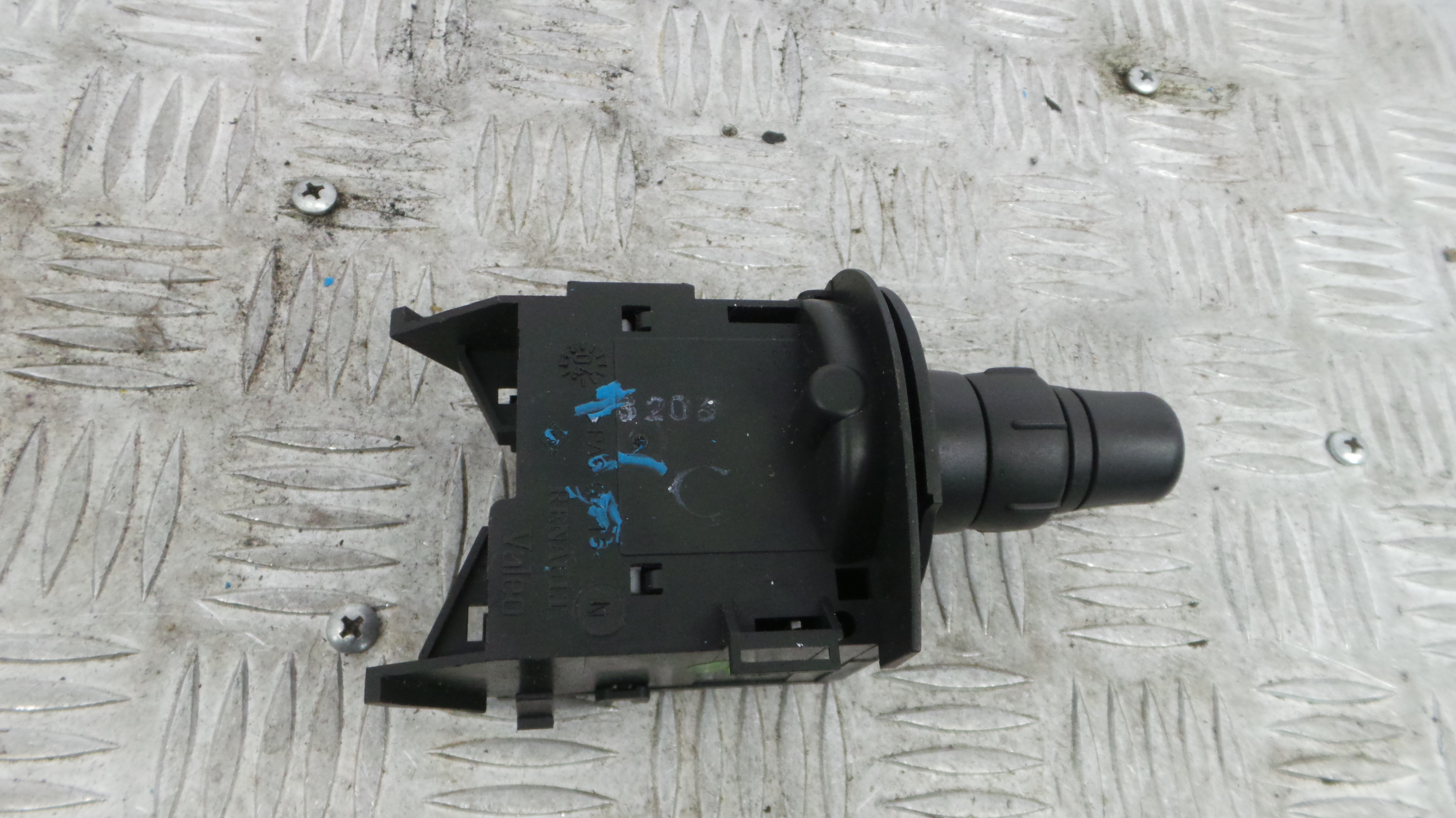 Manete / Comando dos Piscas  - RENAULT SCÉNIC I VAN (FA0_, JA0/1_)-37054300