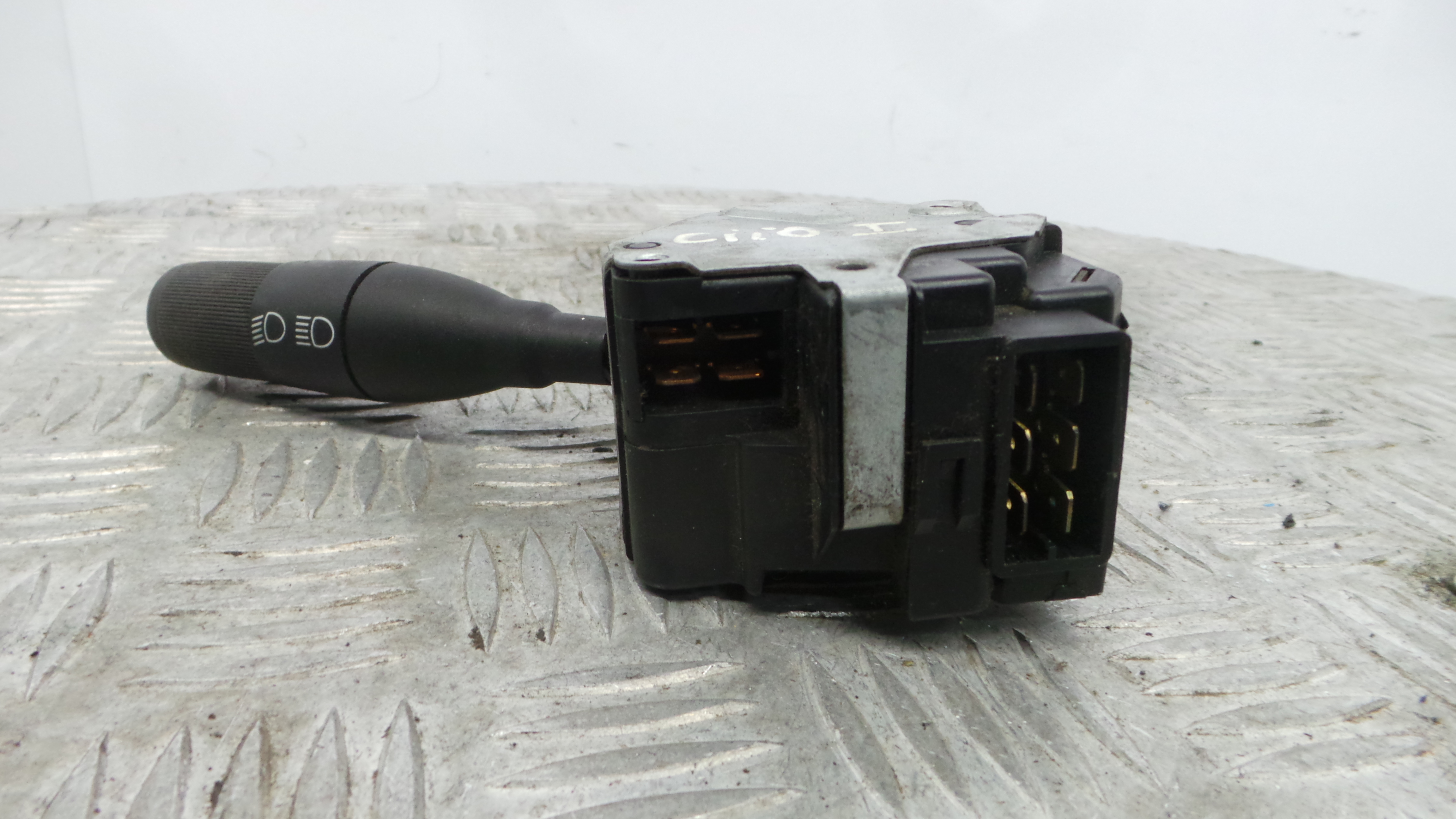 Manete / Comando dos Piscas  - RENAULT CLIO I (B/C57_, 5/357_)-37054308