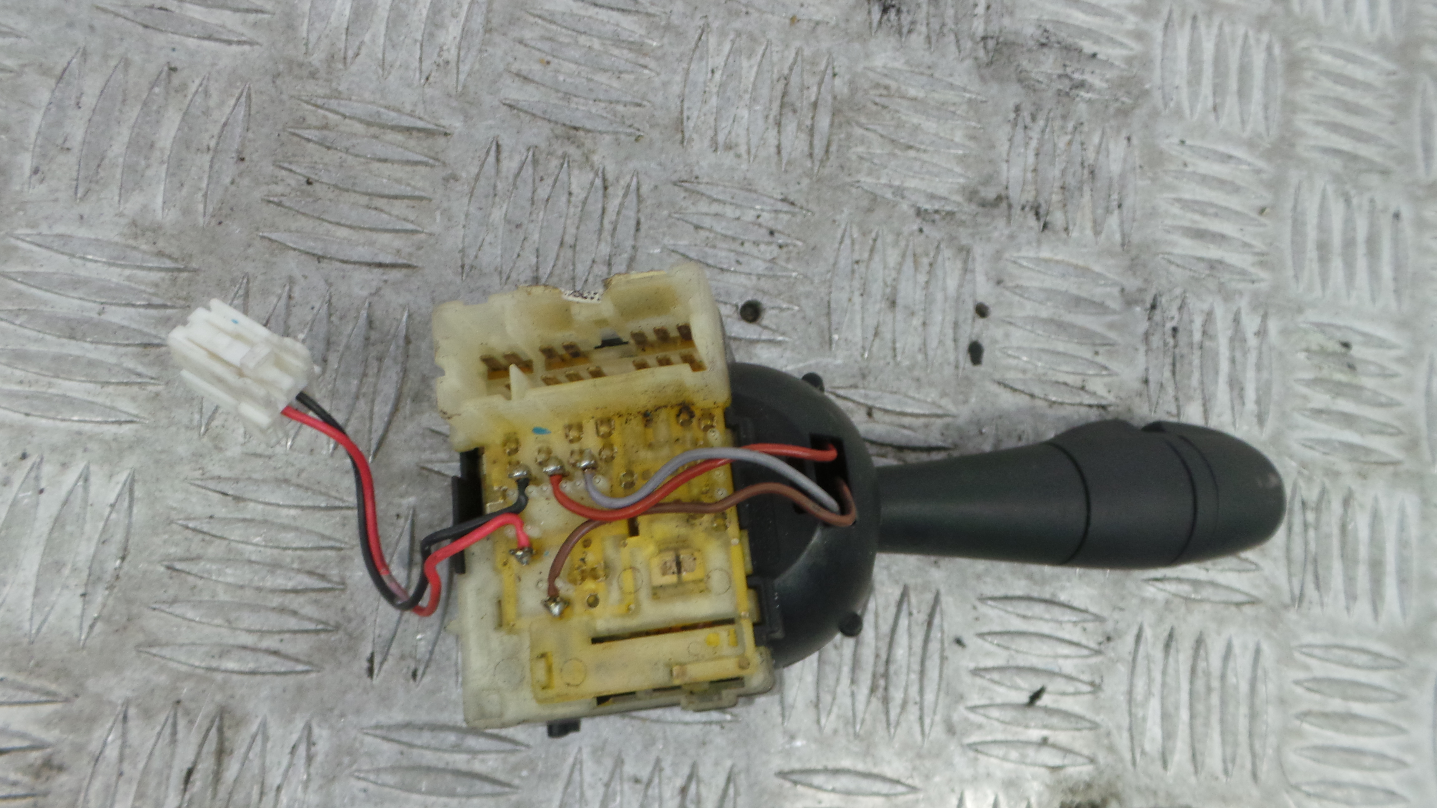 Manete / Comando dos Piscas E10670323 - RENAULT CLIO IV (BH_)-37054322