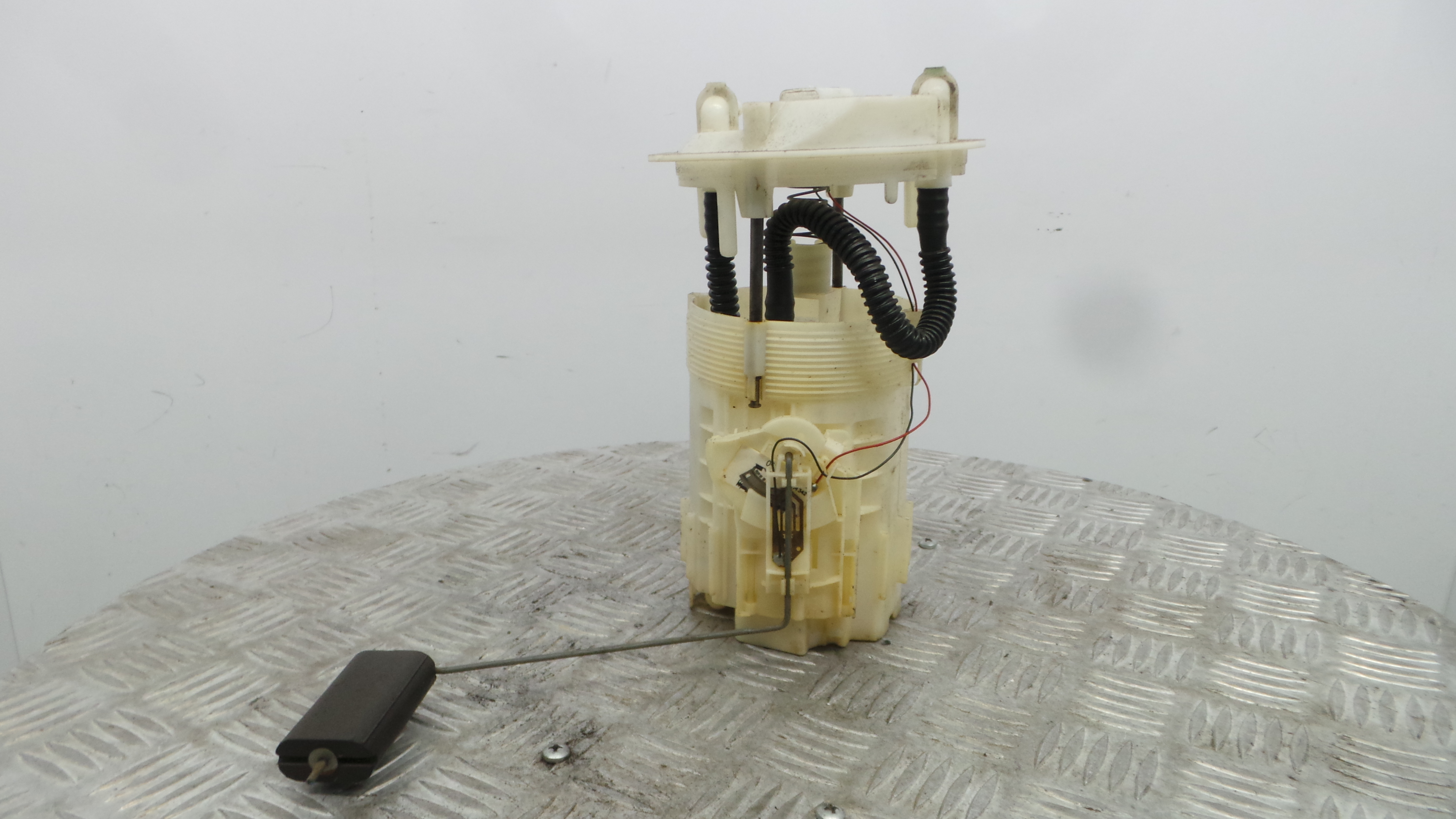 Boia do Combustível 8200288808A - RENAULT MEGANE II (BM0/1_, CM0/1_)-37057151 Boia do Combustível 8200288808A - RENAULT MEGANE II (BM0/1_, CM0/1_)-37057151