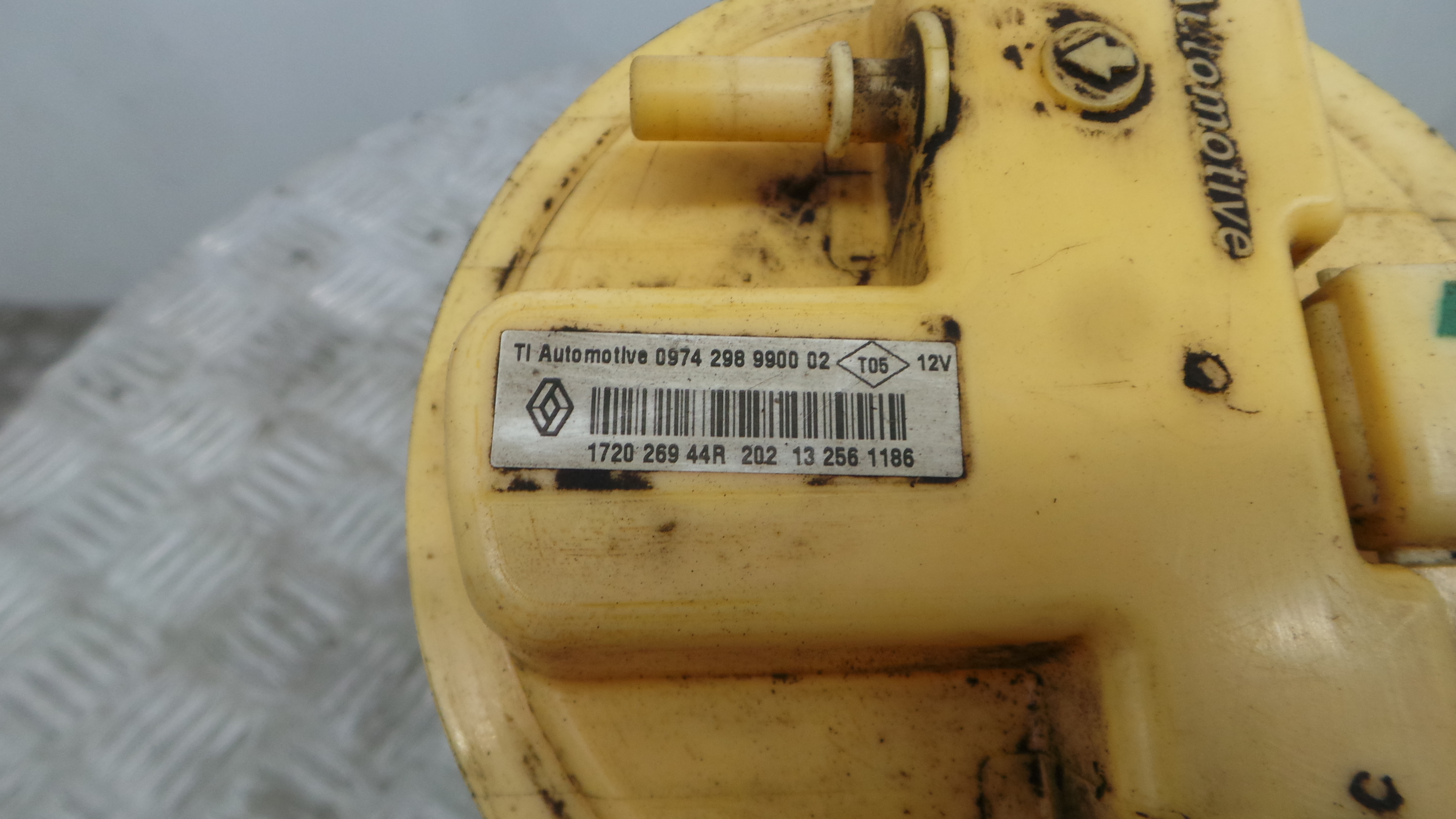 Boia do Combustível 172026944R - RENAULT CLIO IV (BH_)-37057213