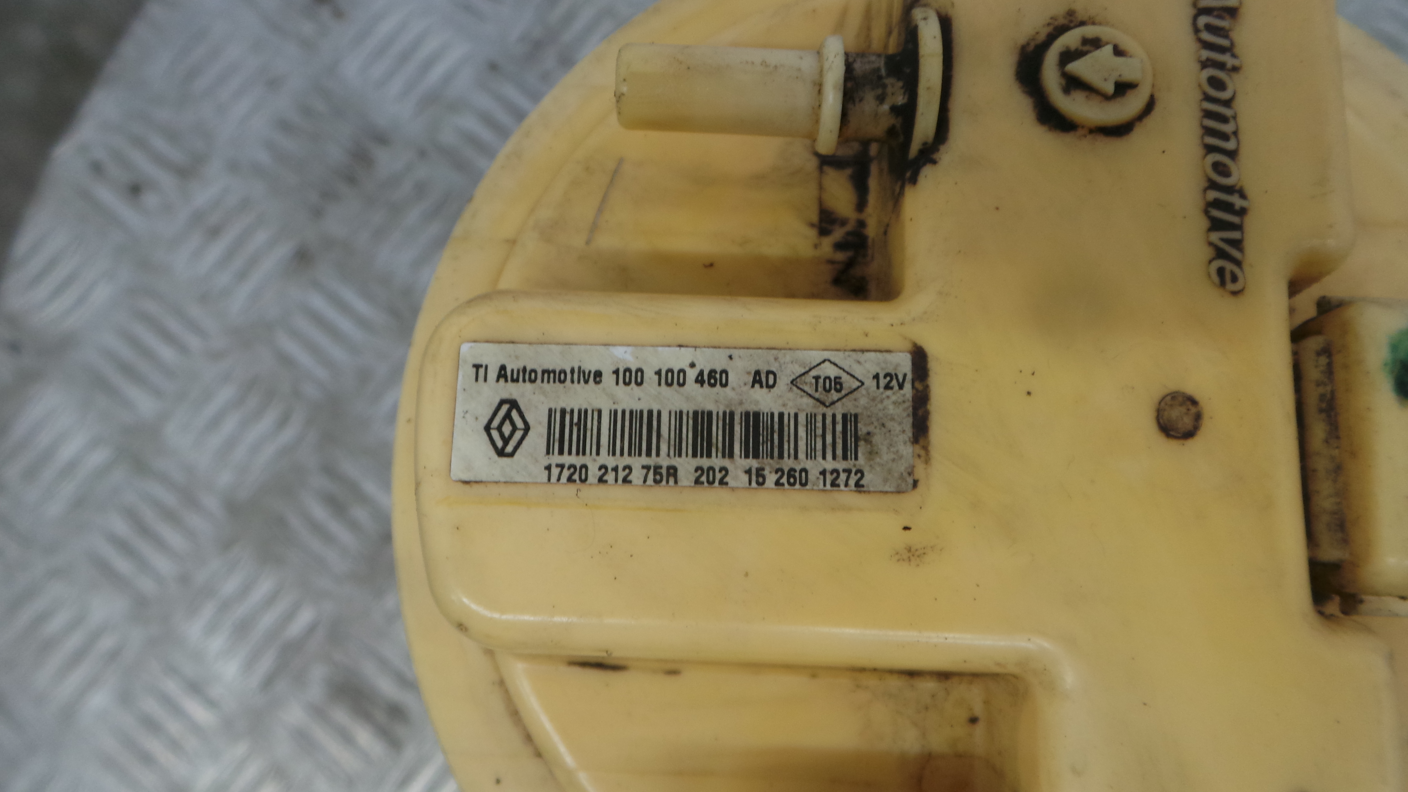 Boia do Combustível 172021275R - RENAULT CLIO IV (BH_)-37057234