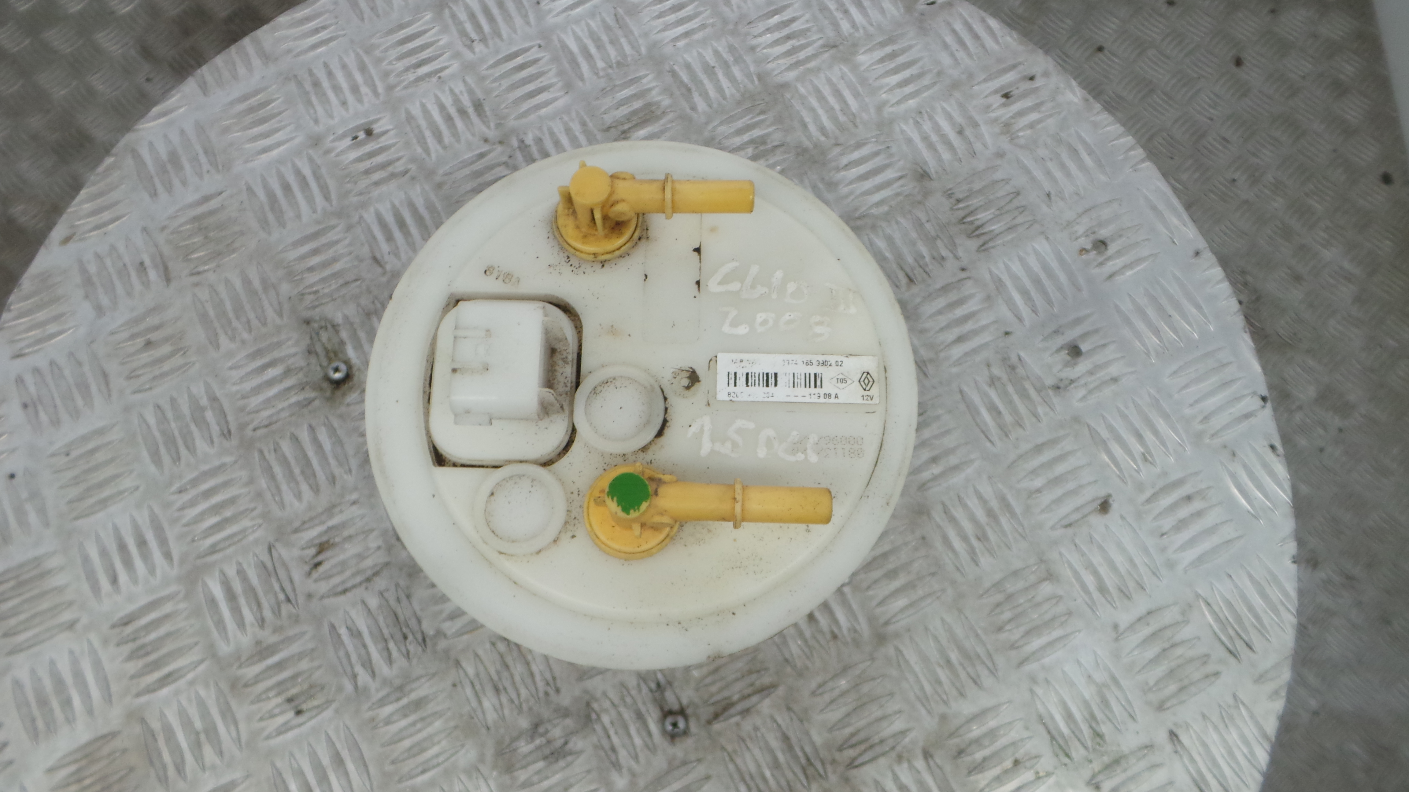 Boia do Combustível 8200906204 - RENAULT CLIO III (BR0/1, CR0/1)-37057249