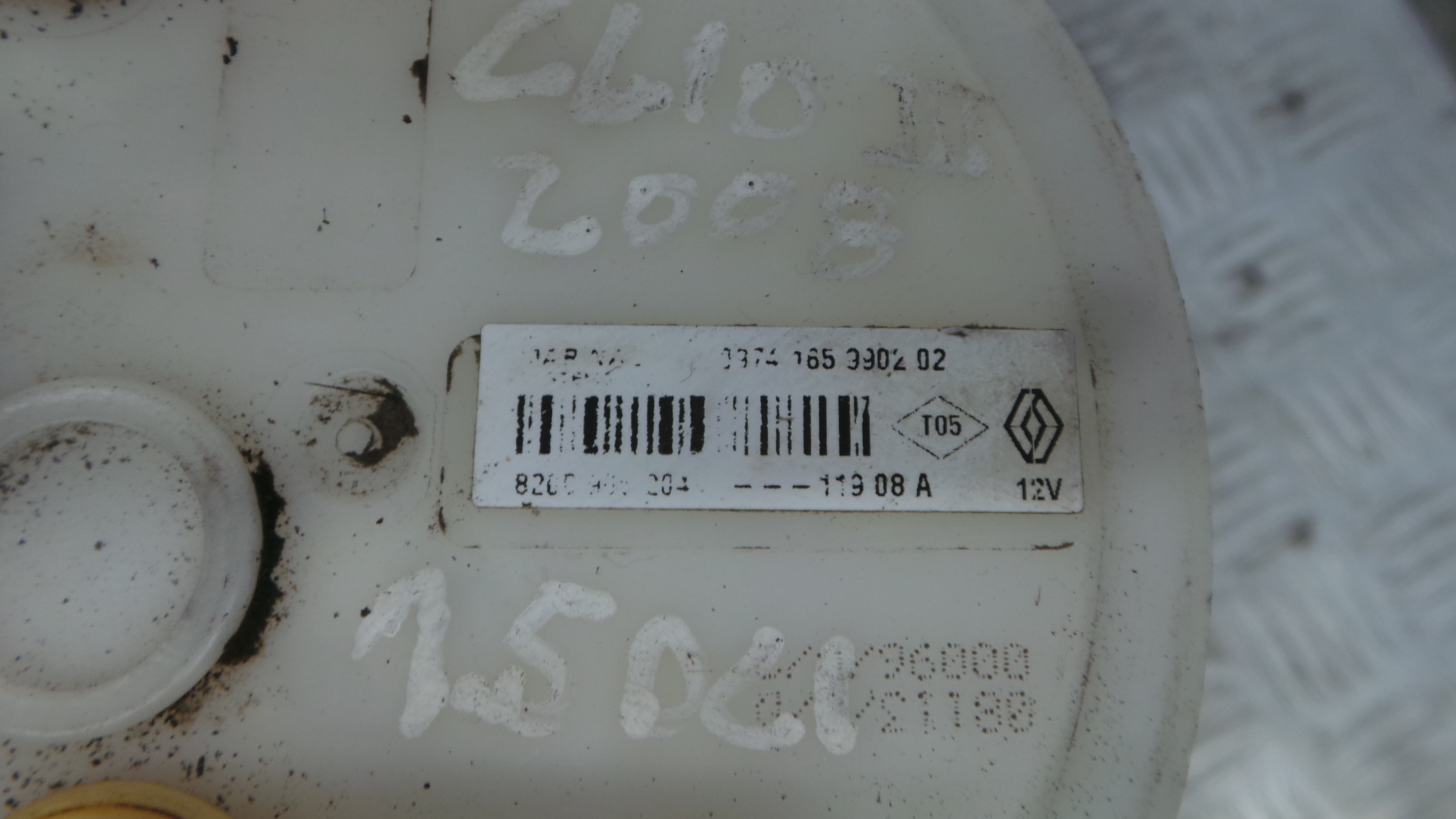 Boia do Combustível 8200906204 - RENAULT CLIO III (BR0/1, CR0/1)-37057249