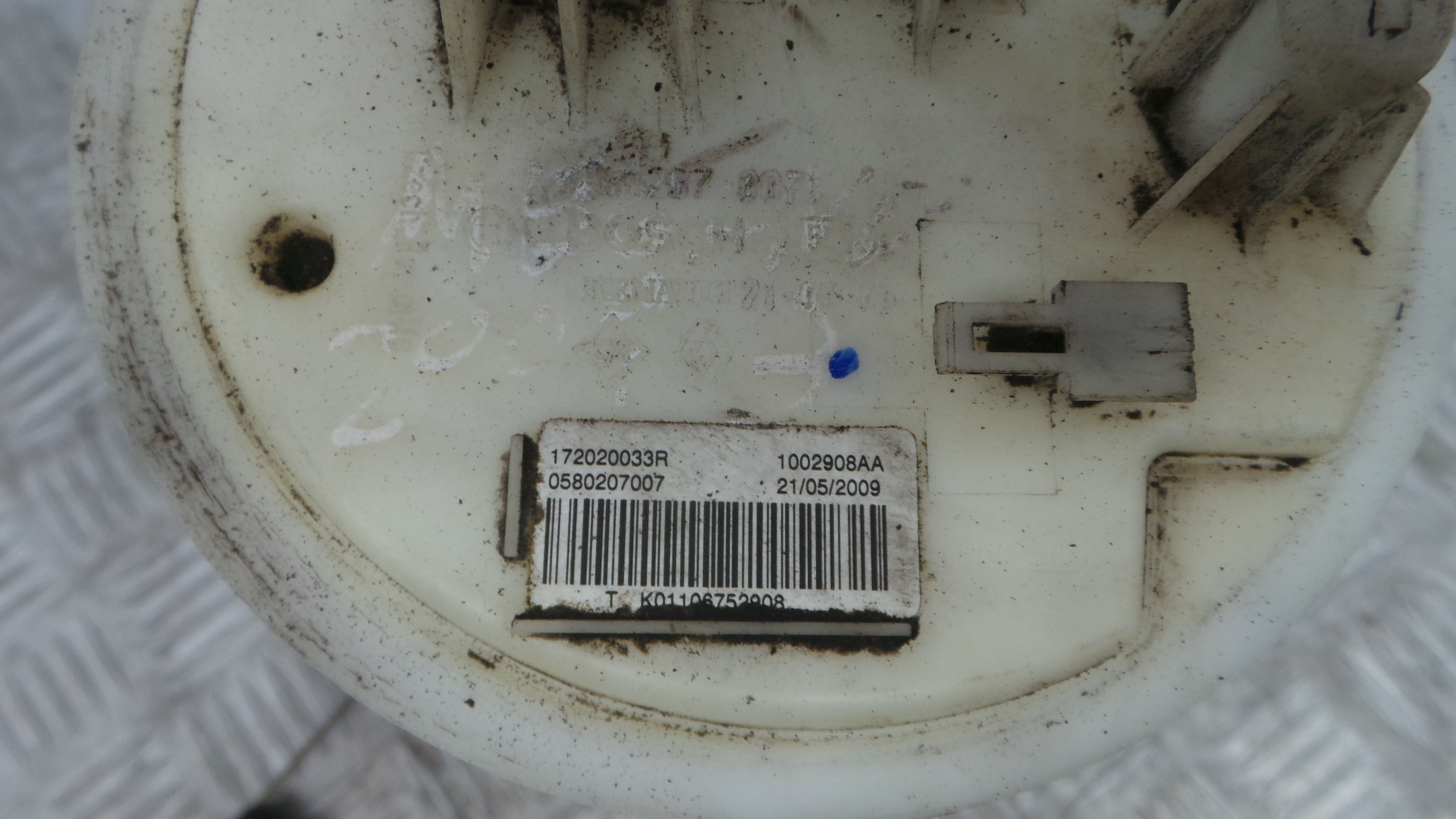 Boia do Combustível 172020033R - RENAULT MEGANE III Hatchback (BZ0/1_, B3_)-37057382