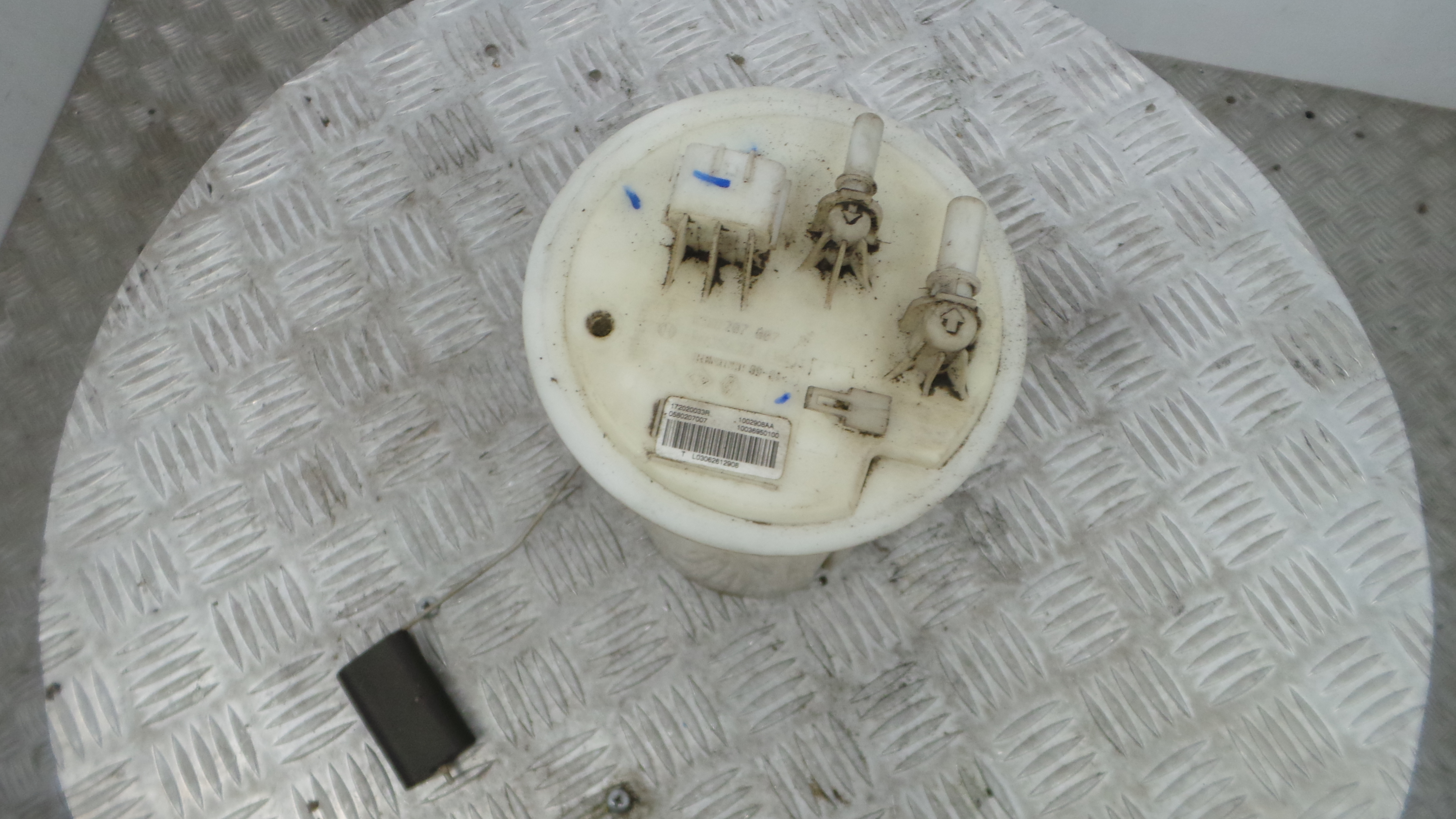 Boia do Combustível 172020033R - RENAULT MEGANE III Hatchback (BZ0/1_, B3_)-37057391