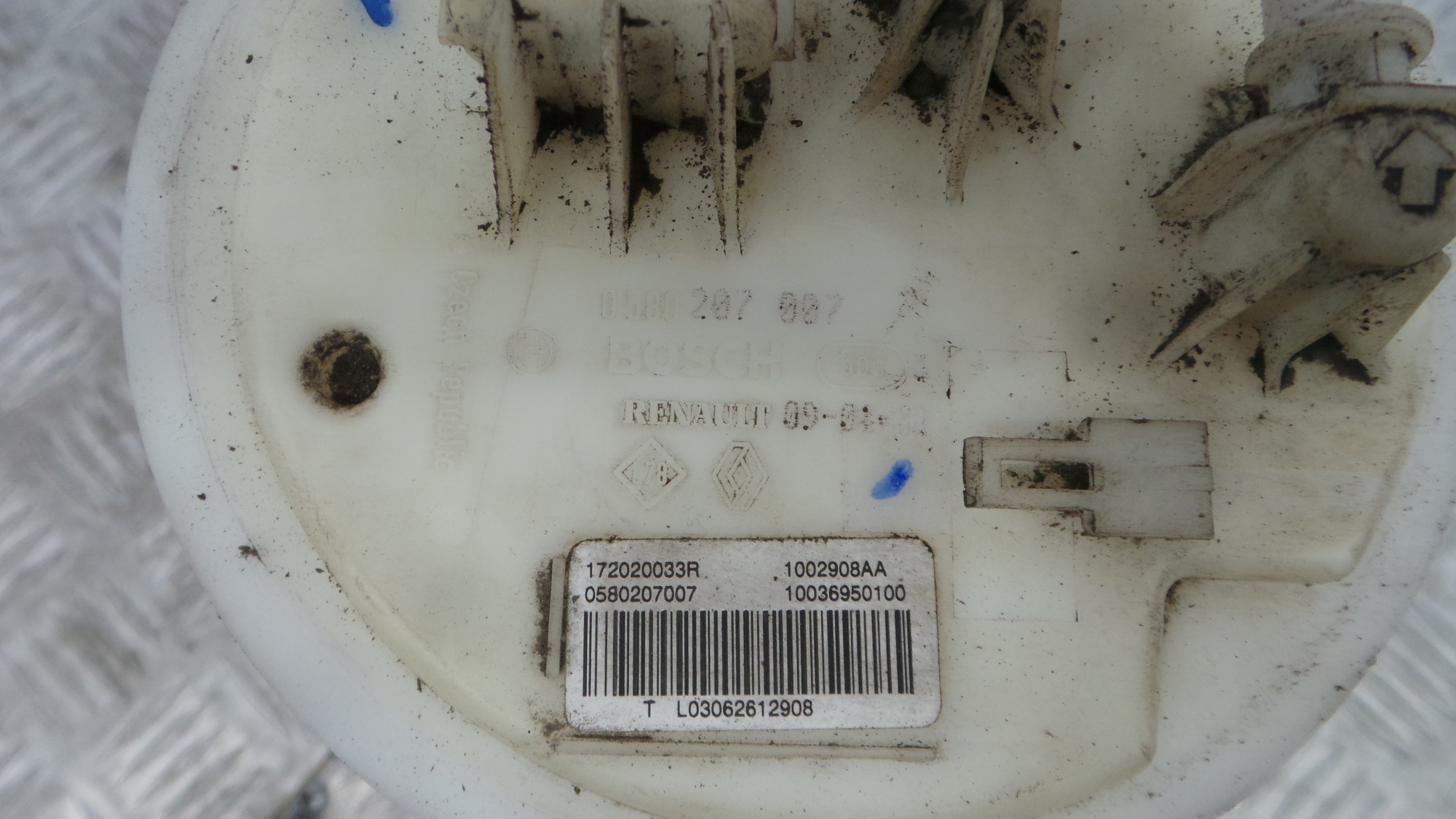 Boia do Combustível 172020033R - RENAULT MEGANE III Hatchback (BZ0/1_, B3_)-37057391