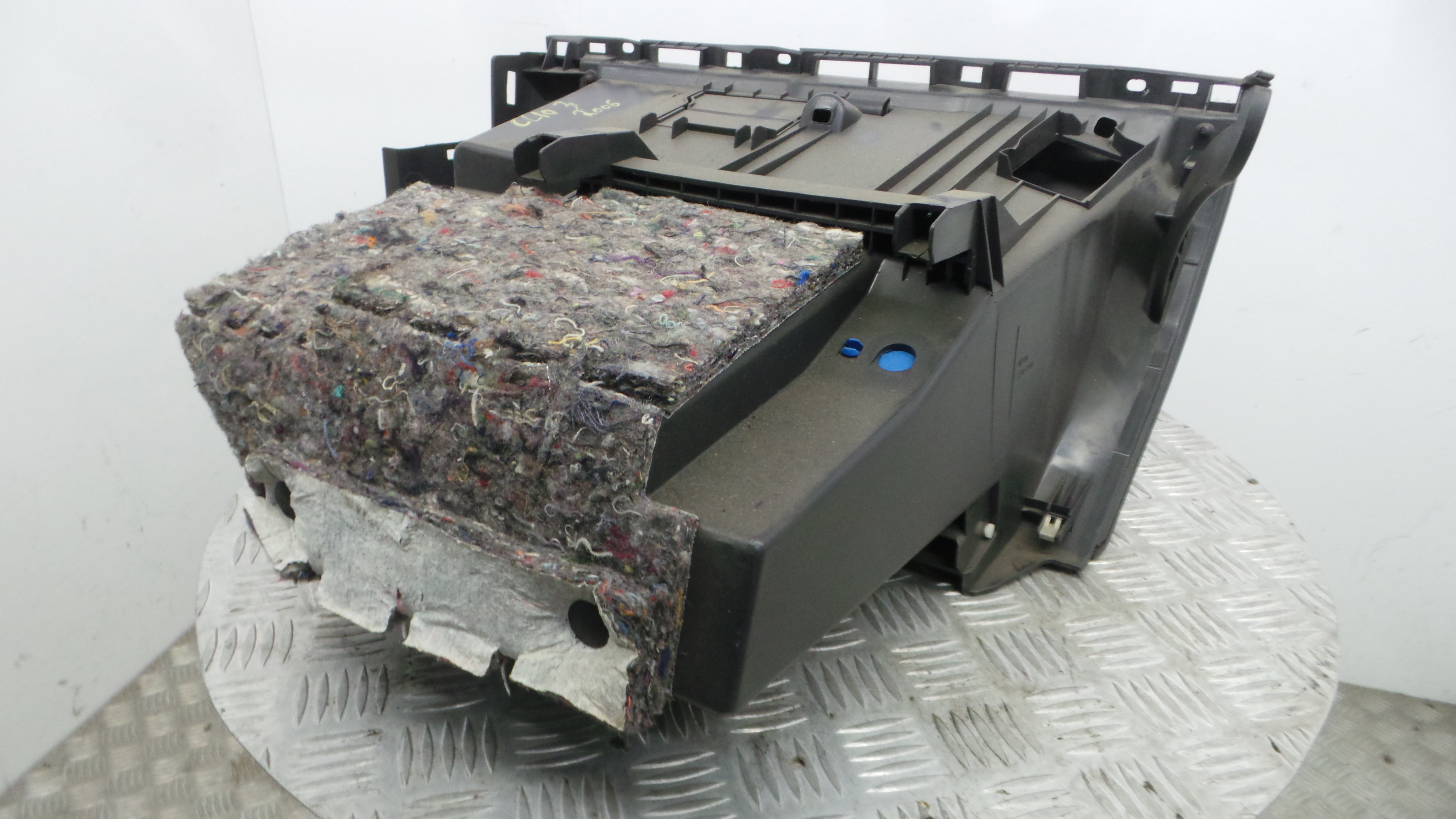 Porta Luvas  8200407712 - RENAULT CLIO III (BR0/1, CR0/1)-37057432