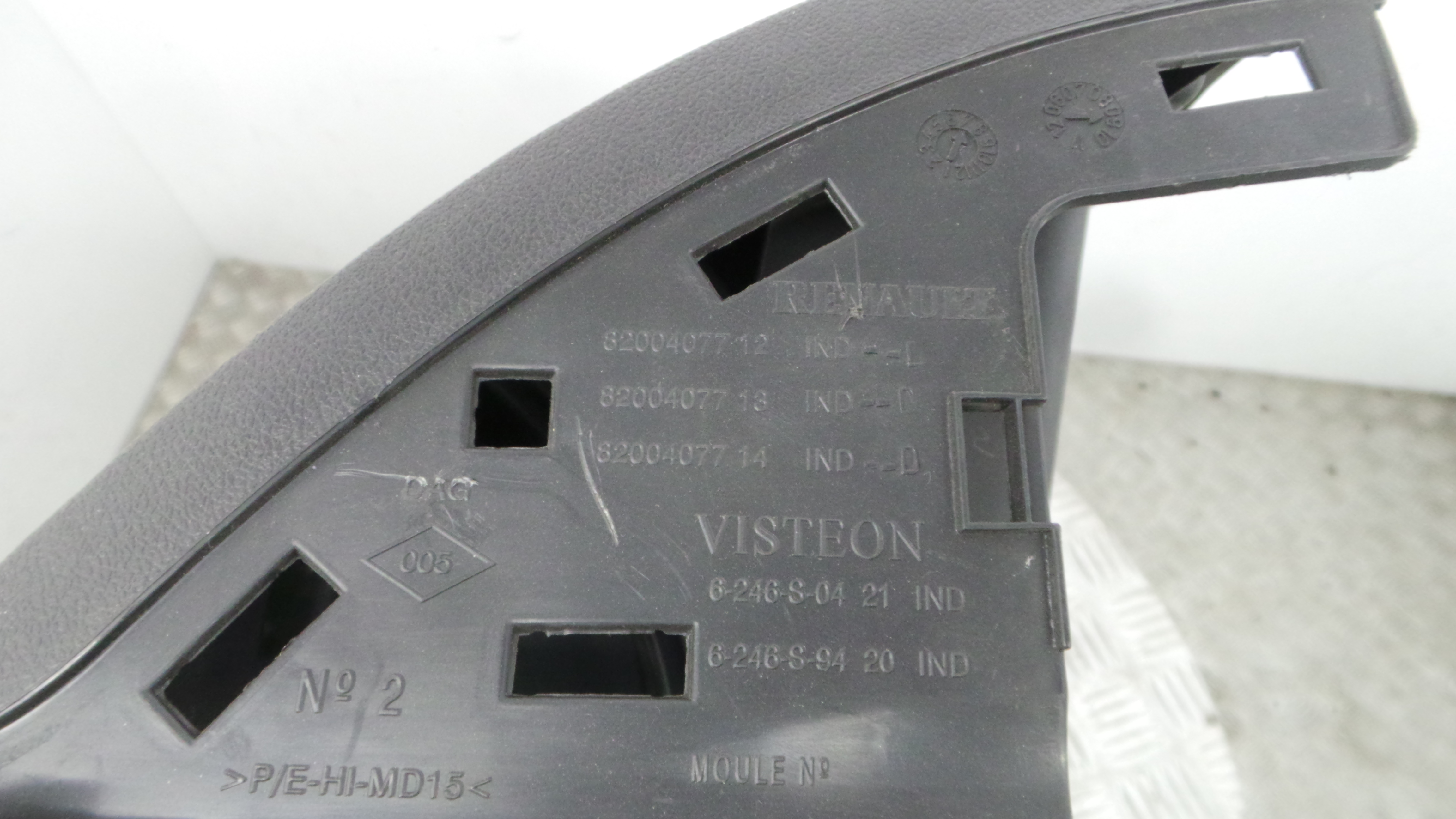 Porta Luvas  8200407712 - RENAULT CLIO III (BR0/1, CR0/1)-37057439