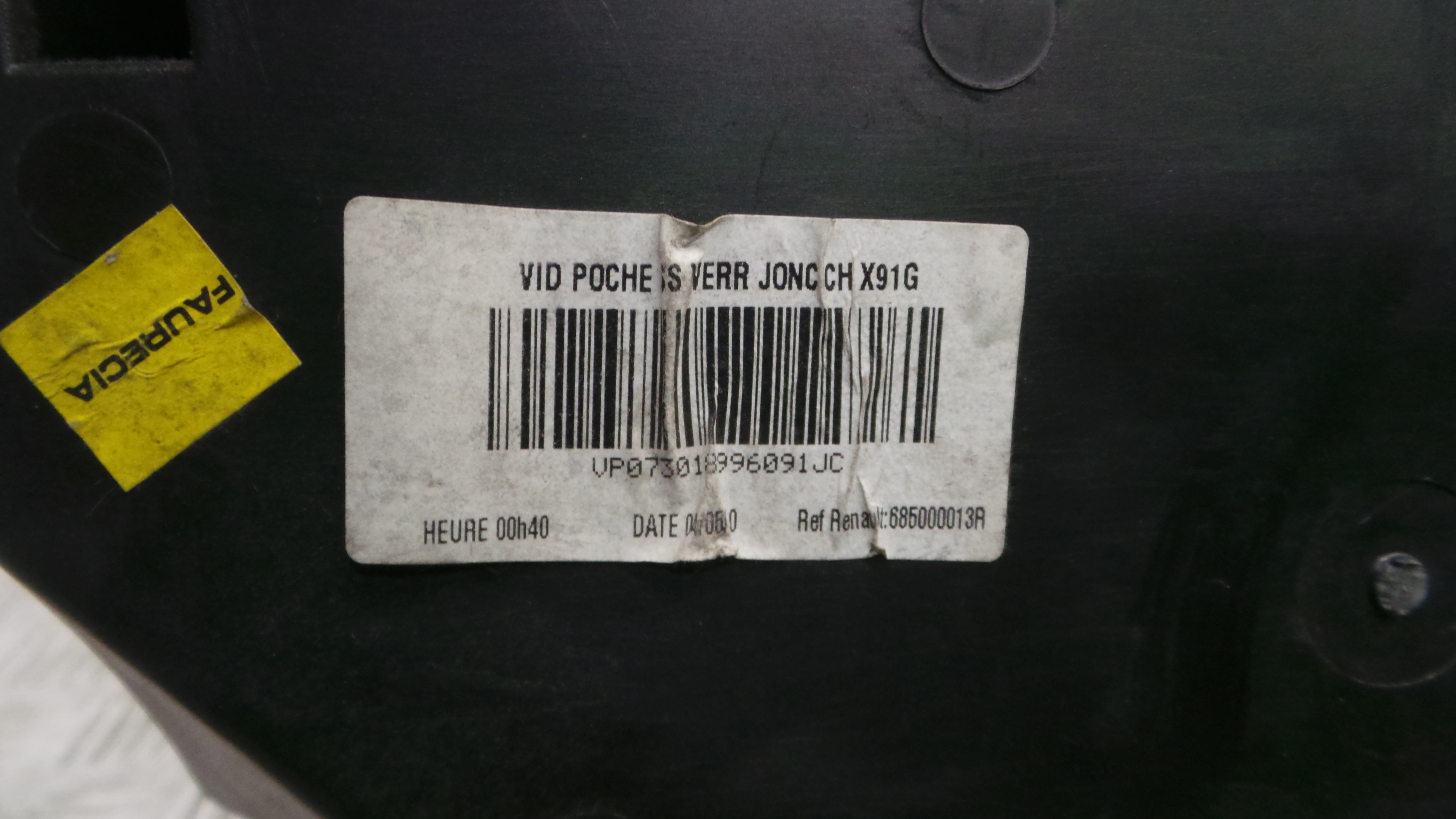 Porta Luvas  685000013A - RENAULT LAGUNA III (BT0/1)-37057447