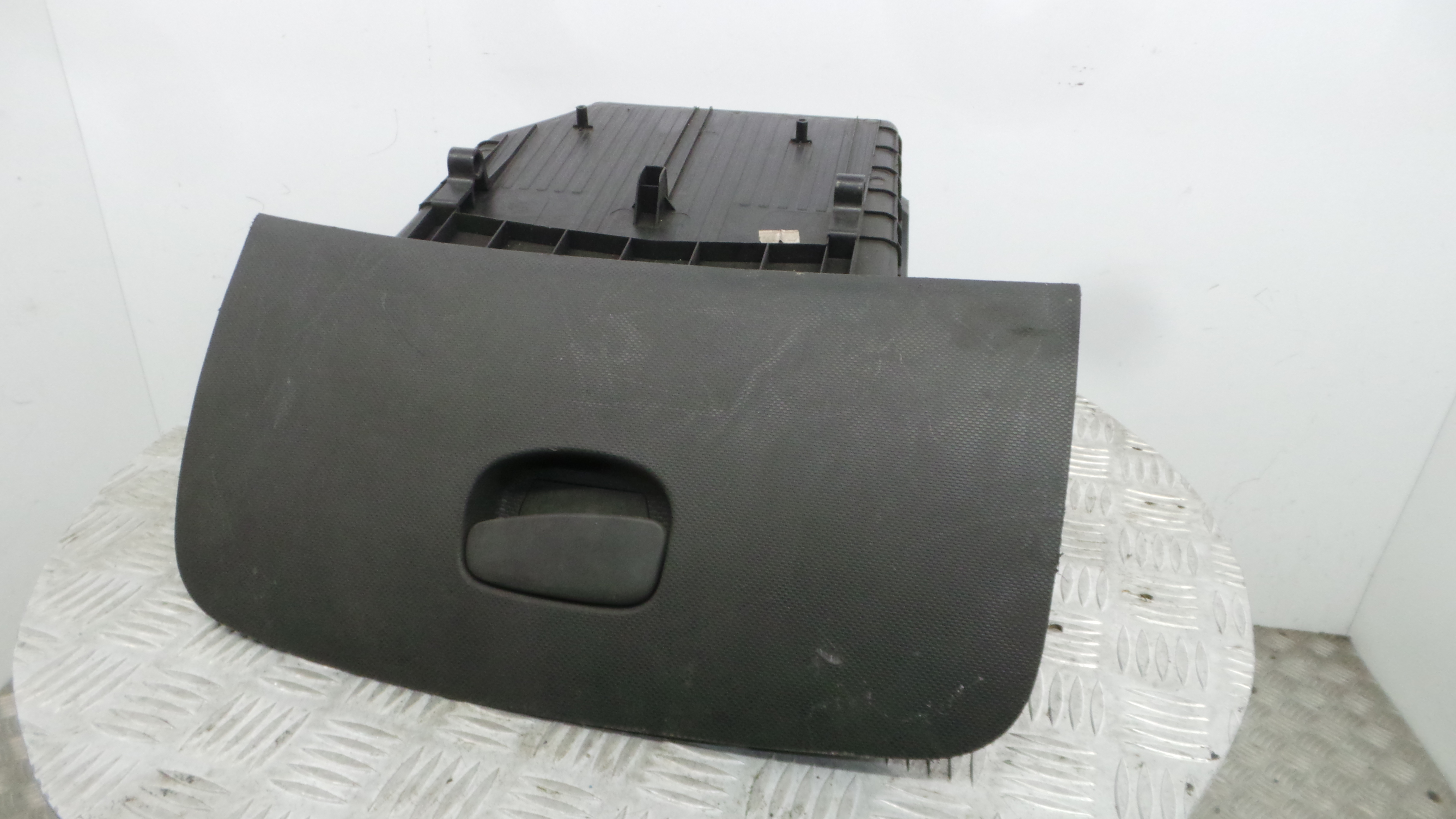 Porta Luvas  681087227R - RENAULT CLIO IV (BH_)-37057458