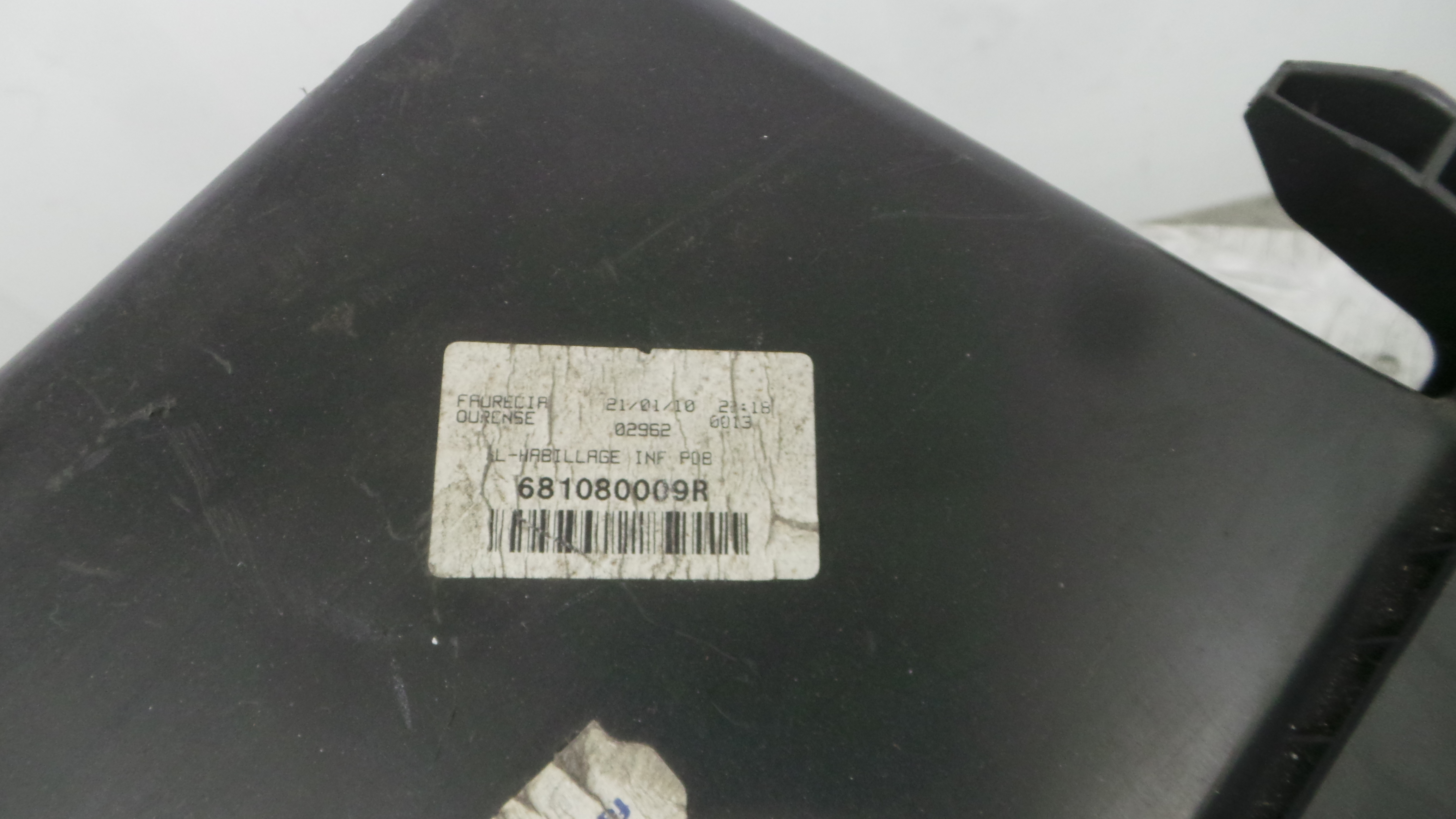 Porta Luvas  681080009R - RENAULT MEGANE III Hatchback (BZ0/1_, B3_)-37057485